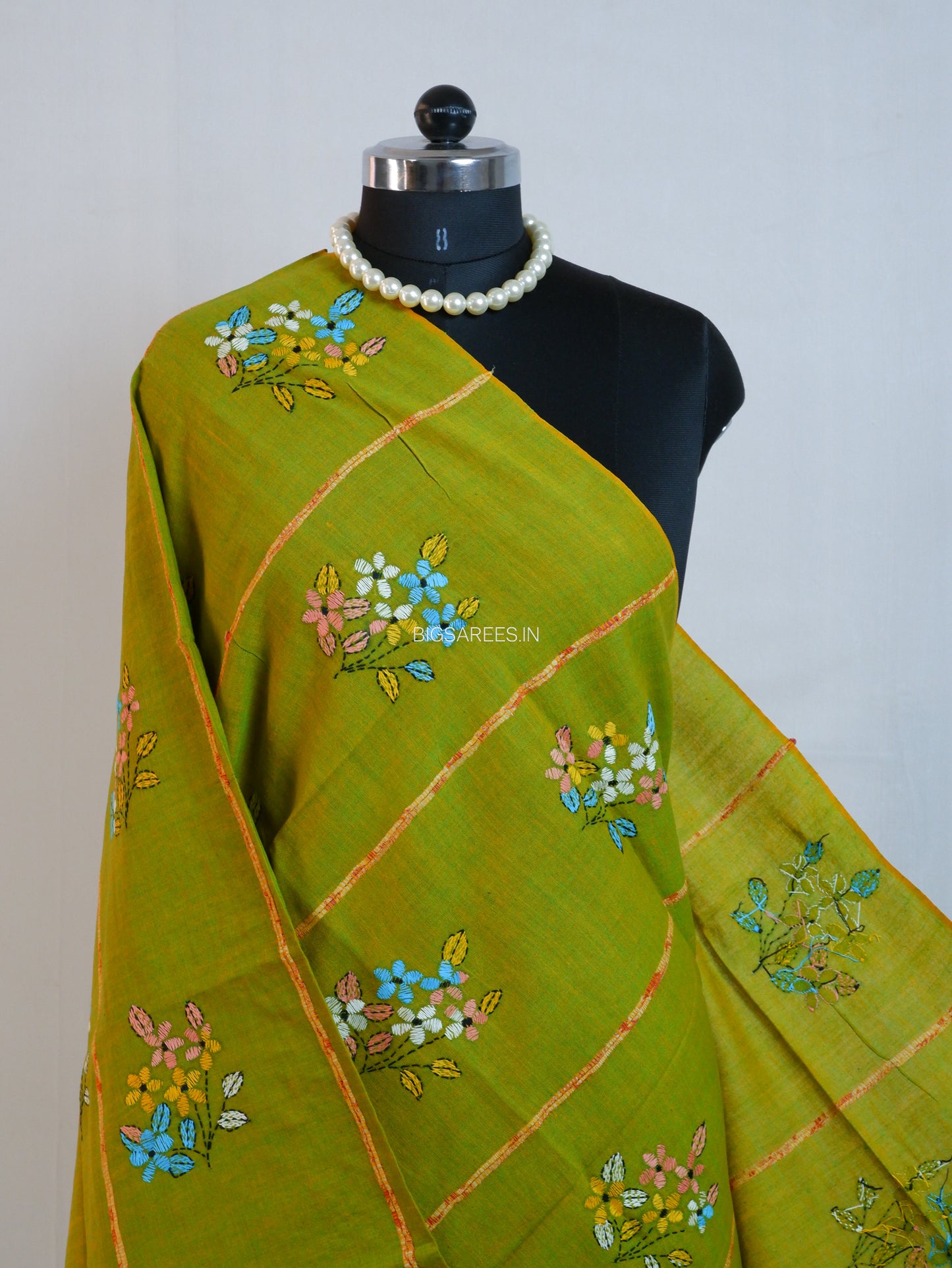 Hand-Embroidered Kantha - Stitch Dupatta | Pure Khesh Cotton | Green