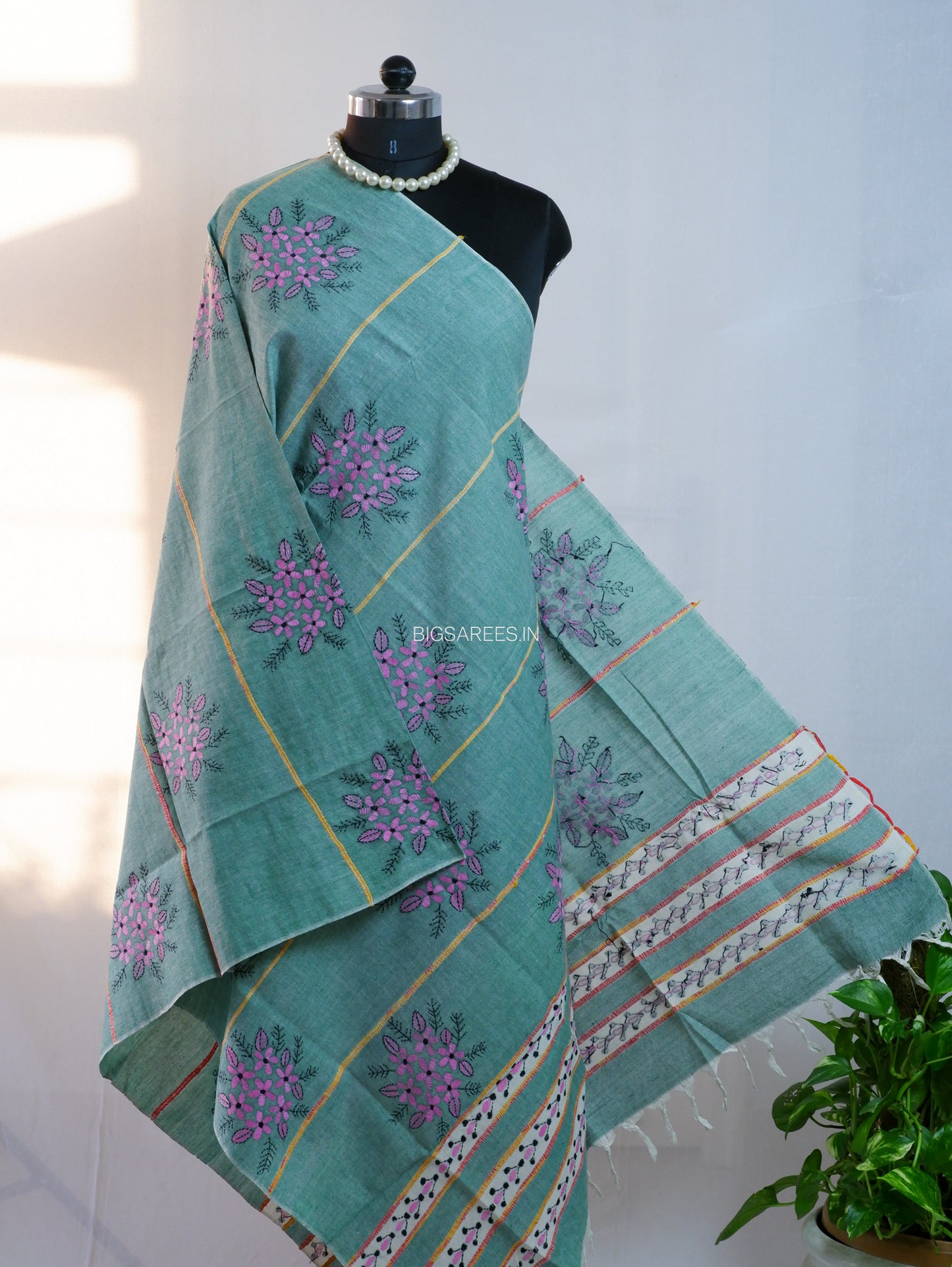 Hand-Embroidered Kantha - Stitch Dupatta | Pure Khesh Cotton | Green