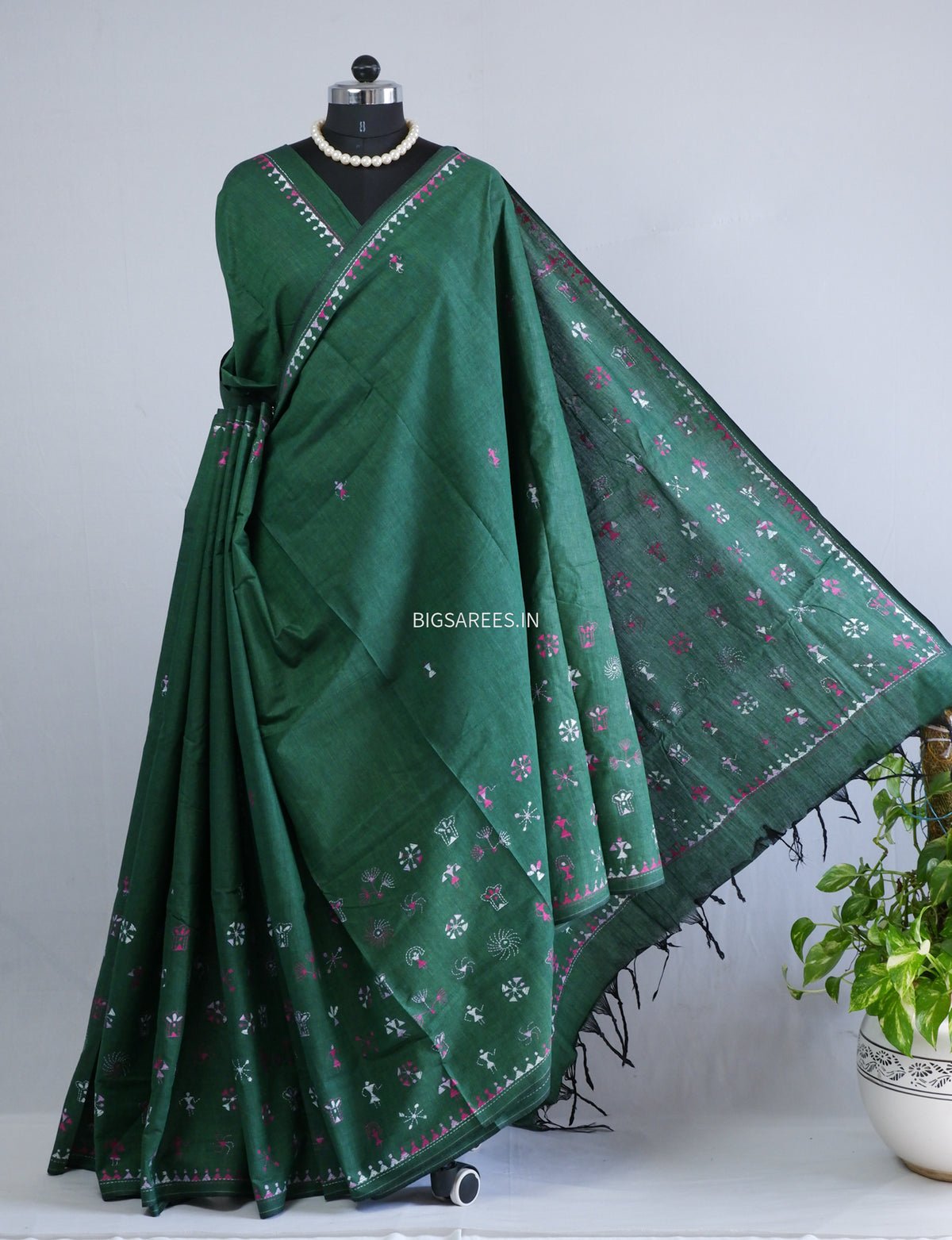 Kantha Stitch Hand-Embroidered Saree | Khadi Cotton | Dark Green