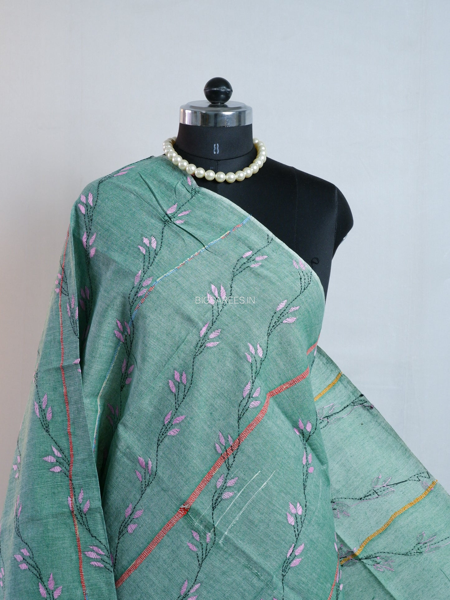 Hand-Embroidered Kantha - Stitch Dupatta | Pure Khesh Cotton | Green