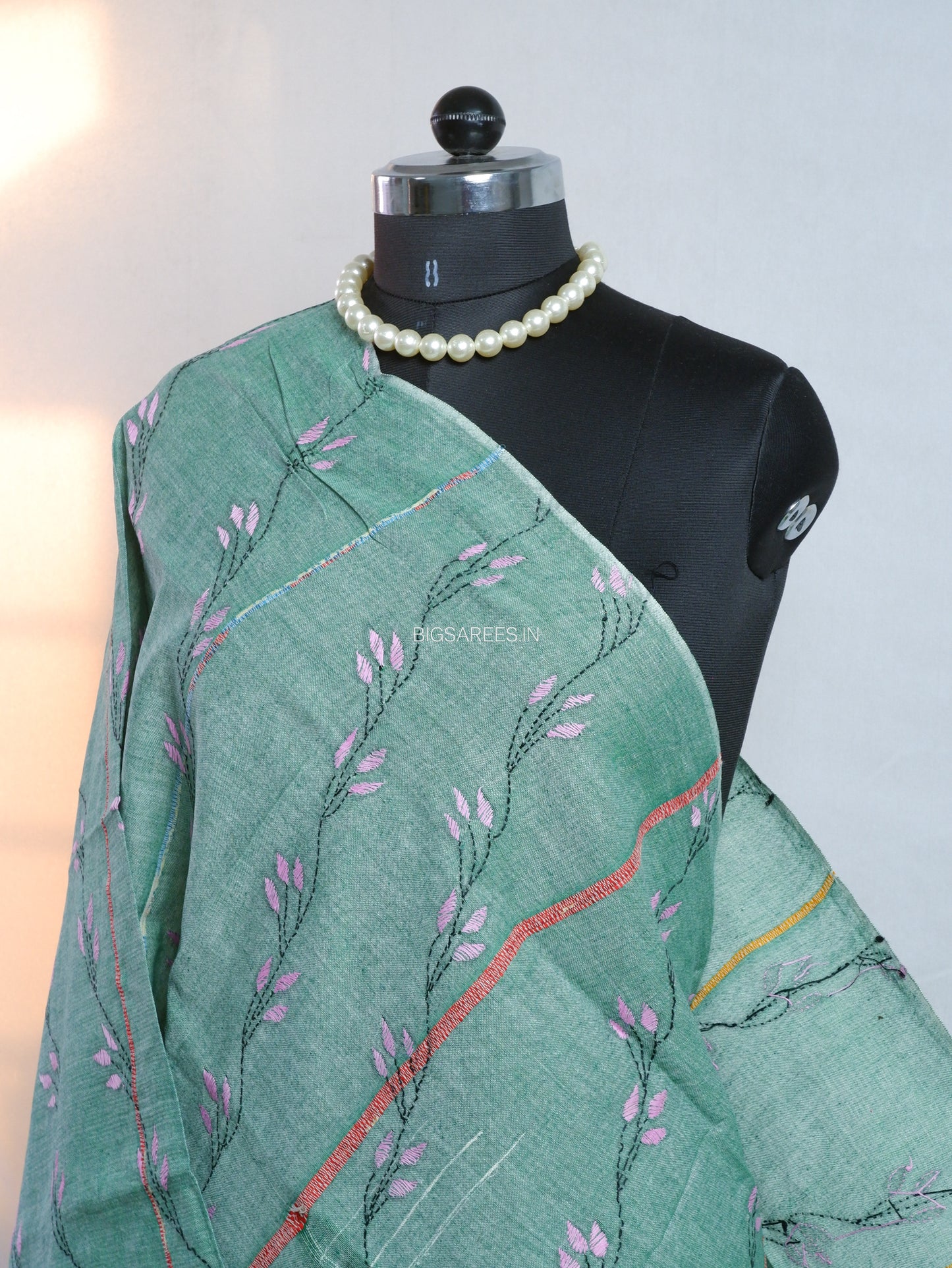 Hand-Embroidered Kantha - Stitch Dupatta | Pure Khesh Cotton | Green