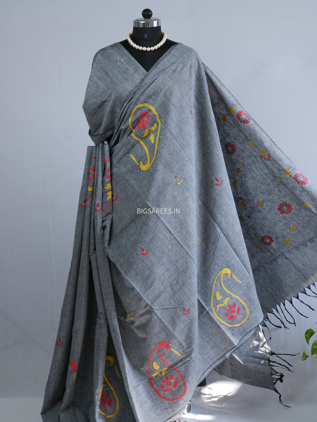 Kantha Hand-Embroidered Saree | Pure Khadi Cotton | Grey