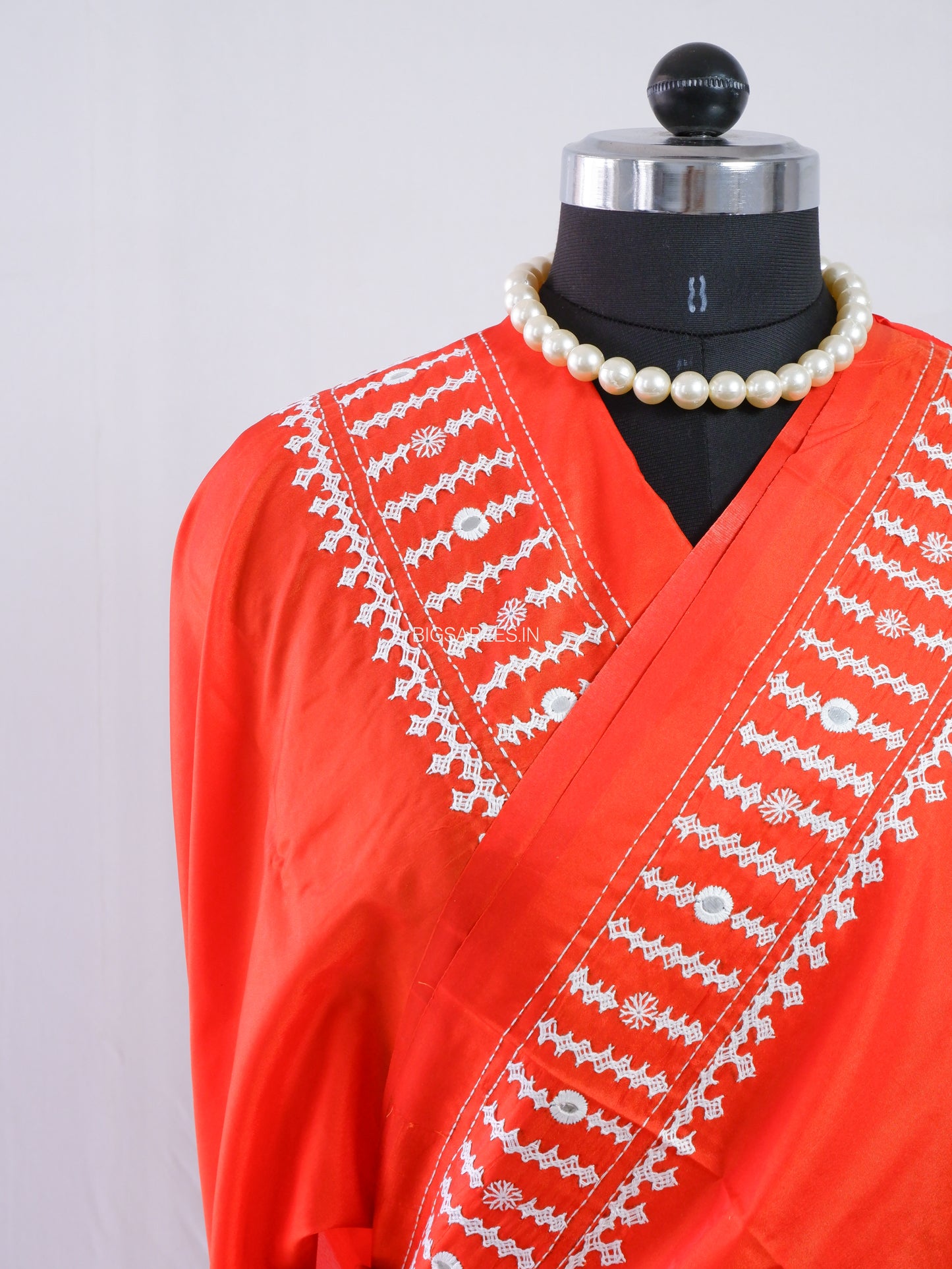 Kutchi Hand Embroidered Saree | Blended Bangalore Silk / Art Silk | Foil Mirror | Red