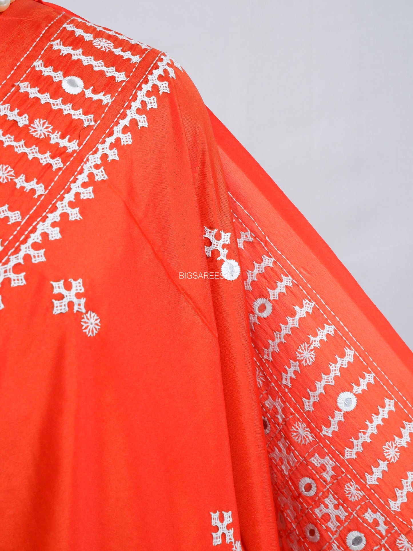 Kutchi Hand Embroidered Saree | Blended Bangalore Silk / Art Silk | Foil Mirror | Red