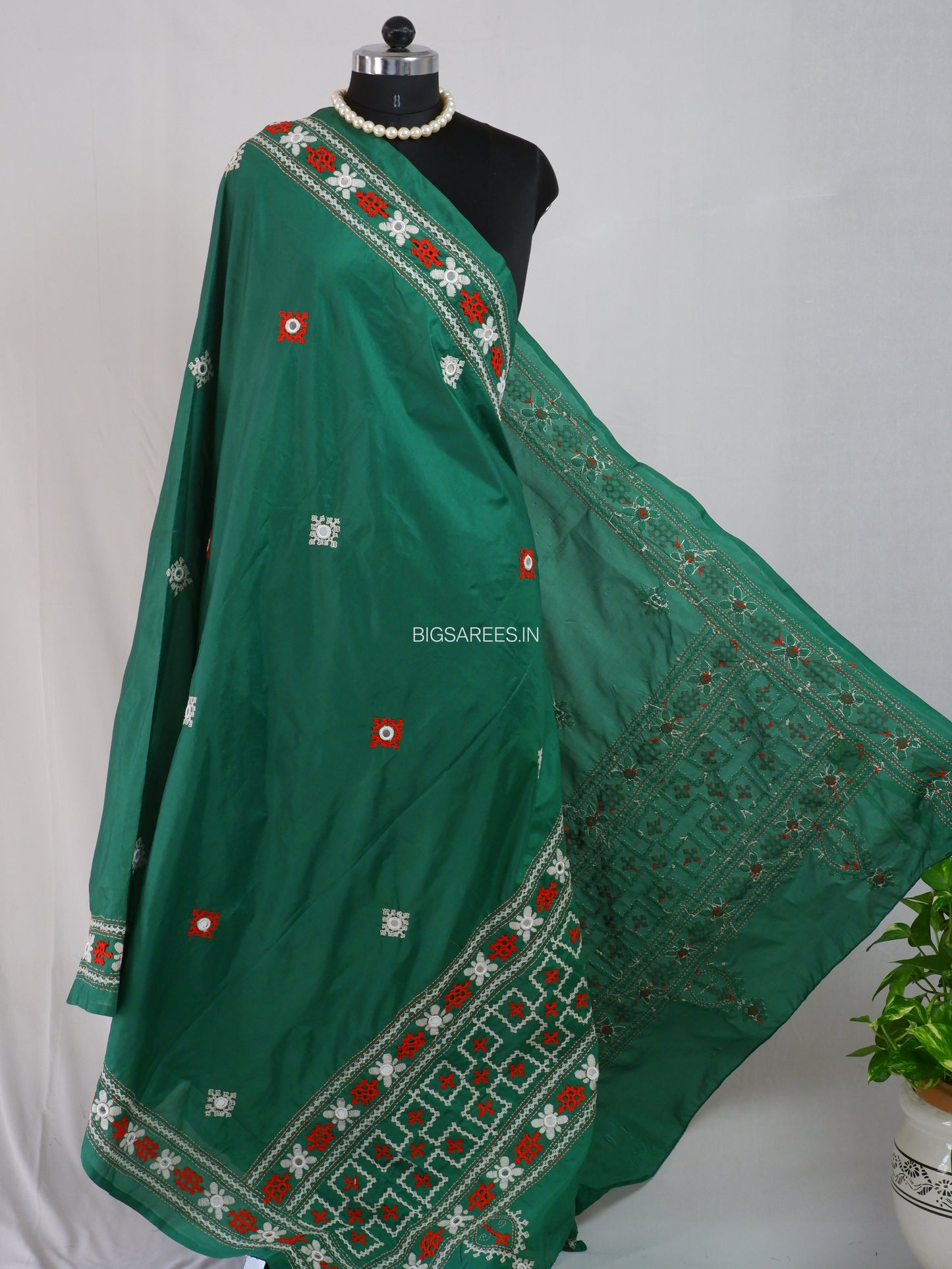Kutchi Work Dupatta | Blended Bangalore Silk | Real Mirror | Green