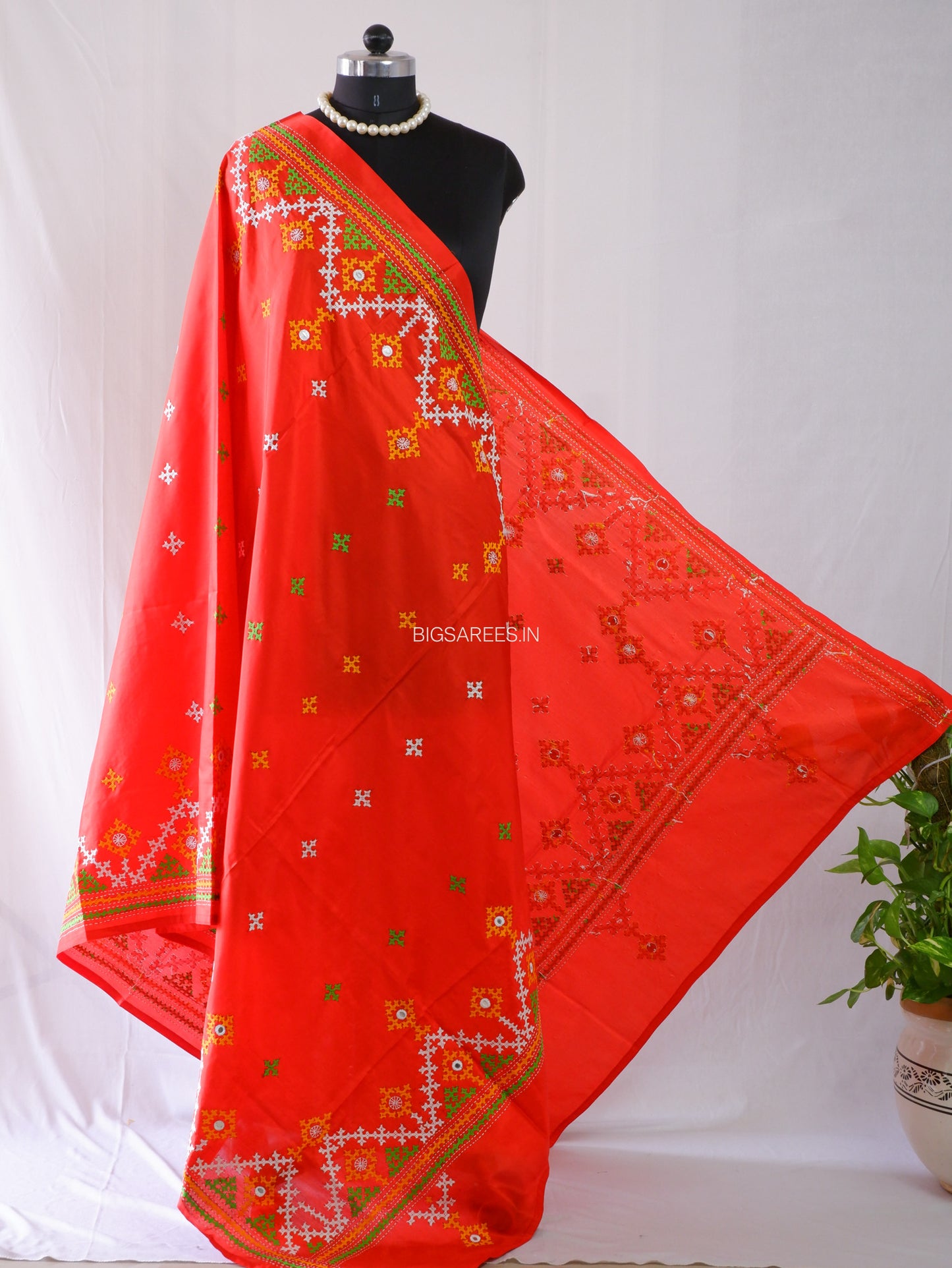 Kutchi Work Dupatta | Blended Bangalore Silk | Foil Mirror | Red