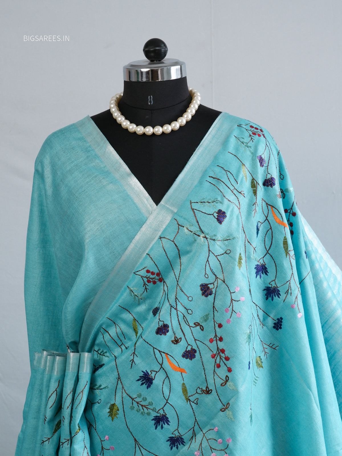 Hand-Embroidered Linen Saree | Cotton Linen | Light Blue
