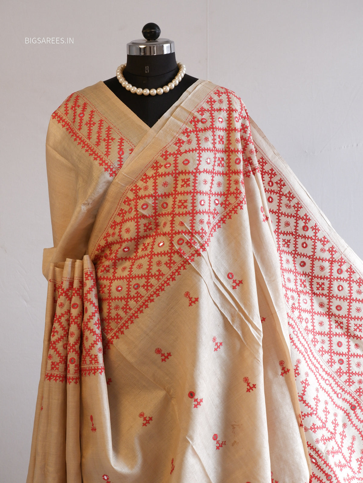 Kutchi Hand Embroidered Saree | Pure Gachi by Gachi Tassar Silk | Silk Marked | Off- White