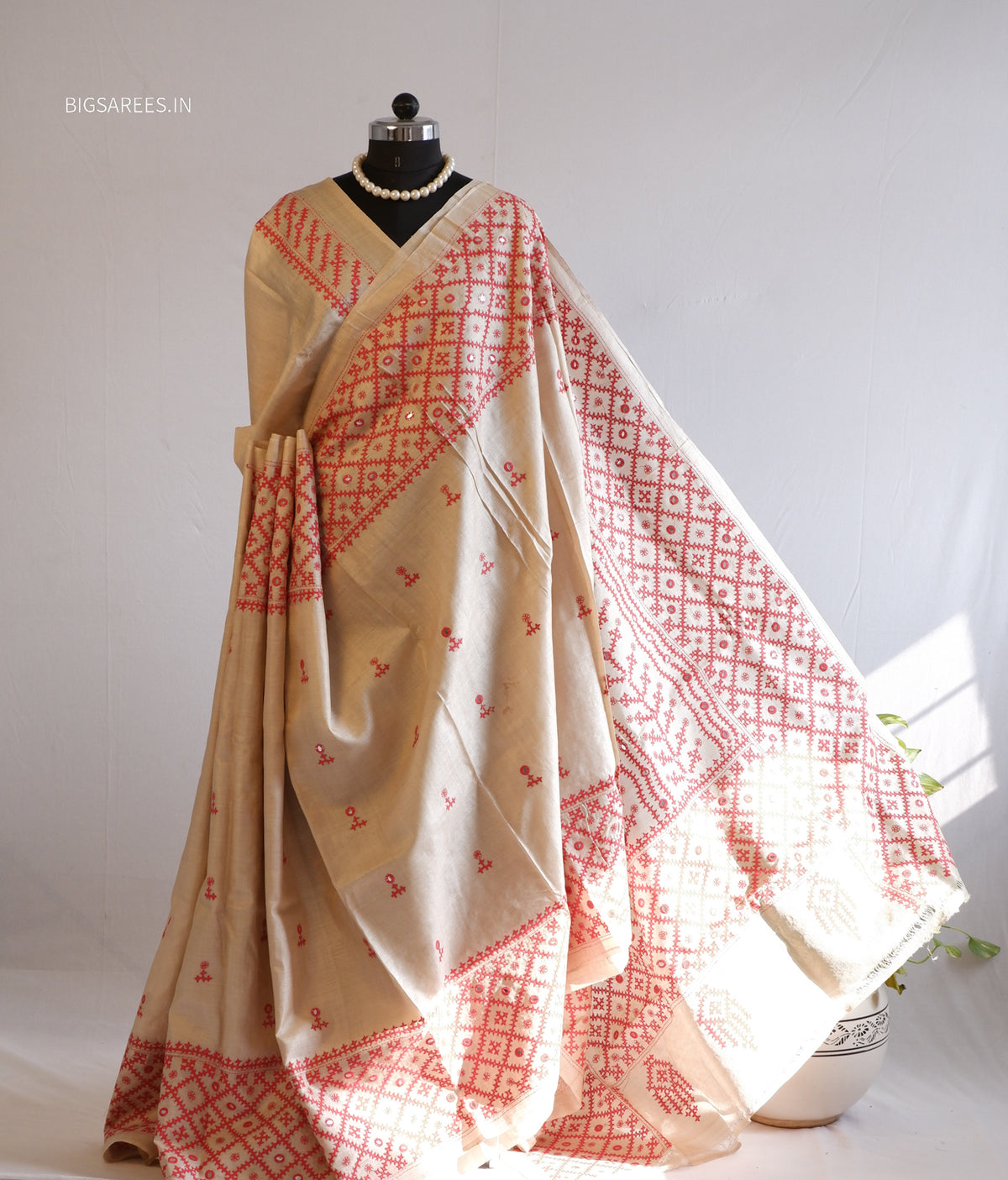 Kutchi Hand Embroidered Saree | Pure Gachi by Gachi Tassar Silk | Silk Marked | Off- White