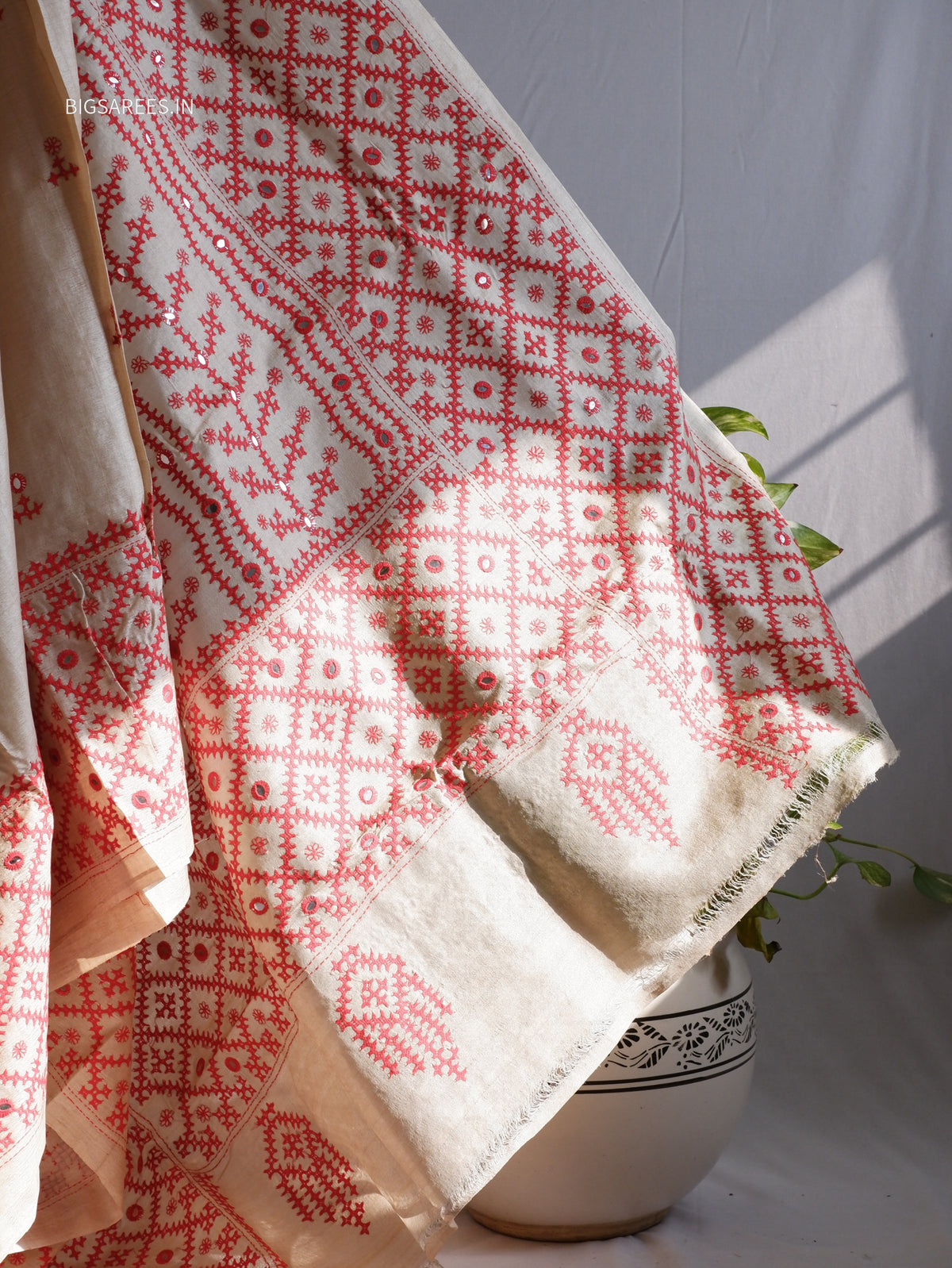 Kutchi Hand Embroidered Saree | Pure Gachi by Gachi Tassar Silk | Silk Marked | Off- White