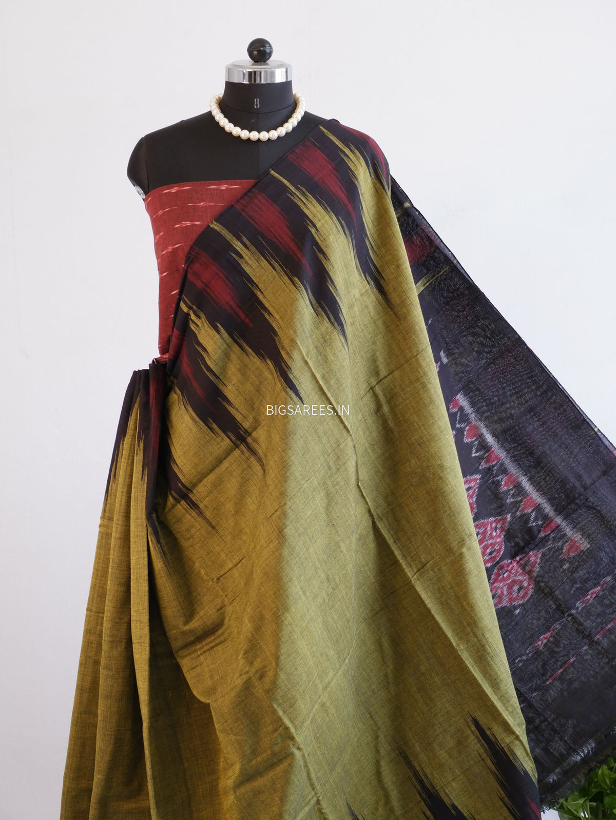 Sambalpuri Ikat Handwoven Saree | Cotton | Light Olive Green