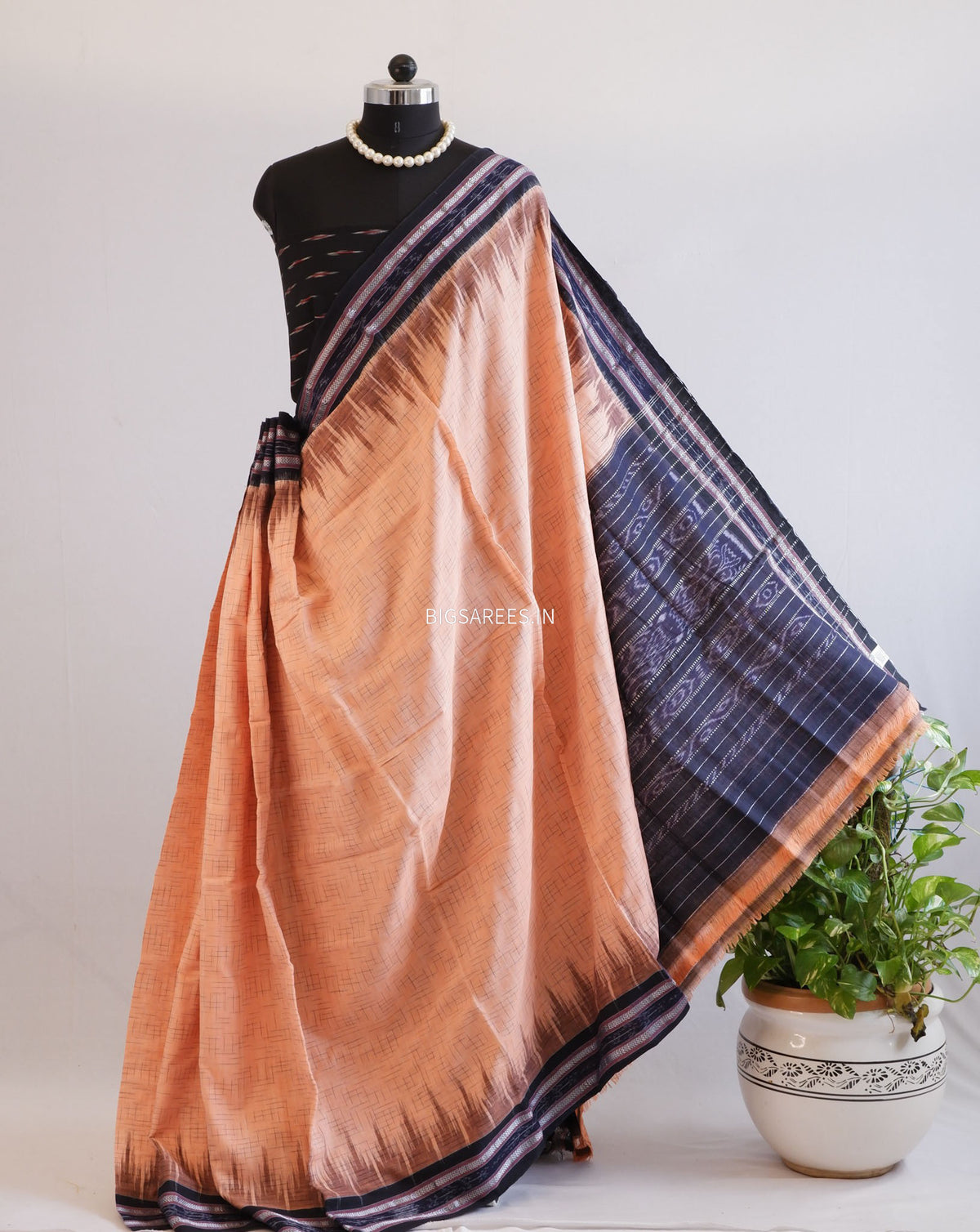 Sambalpuri Ikat Handwoven Saree | Cotton | Light Orange