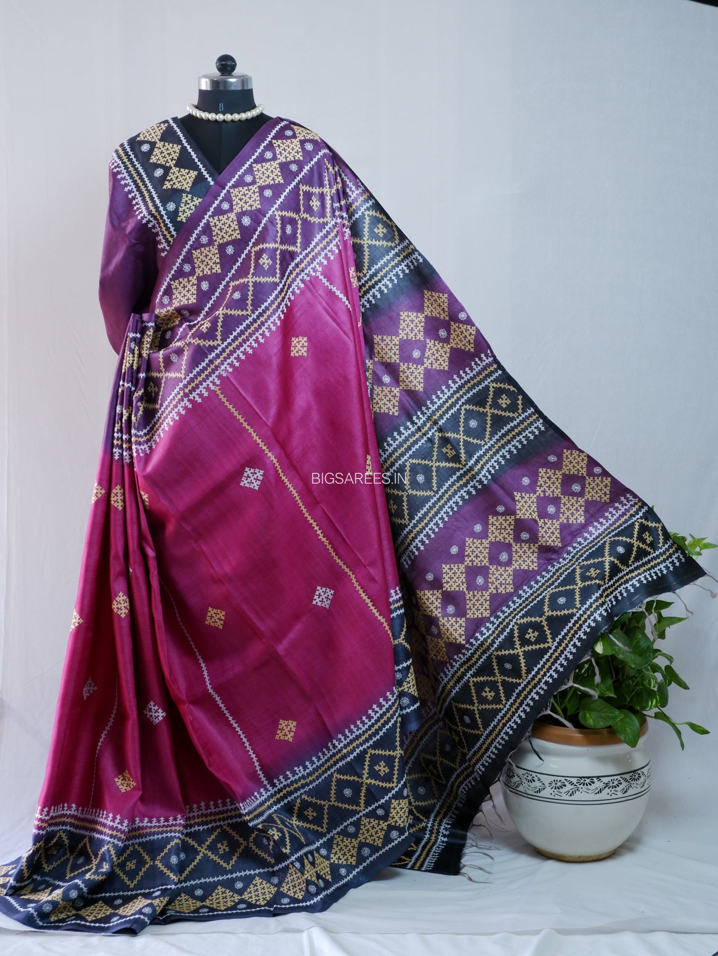 Gujrati/Kutch Hand Embroidered Saree | Tassar Silk | Silk Marked | Pink/Black