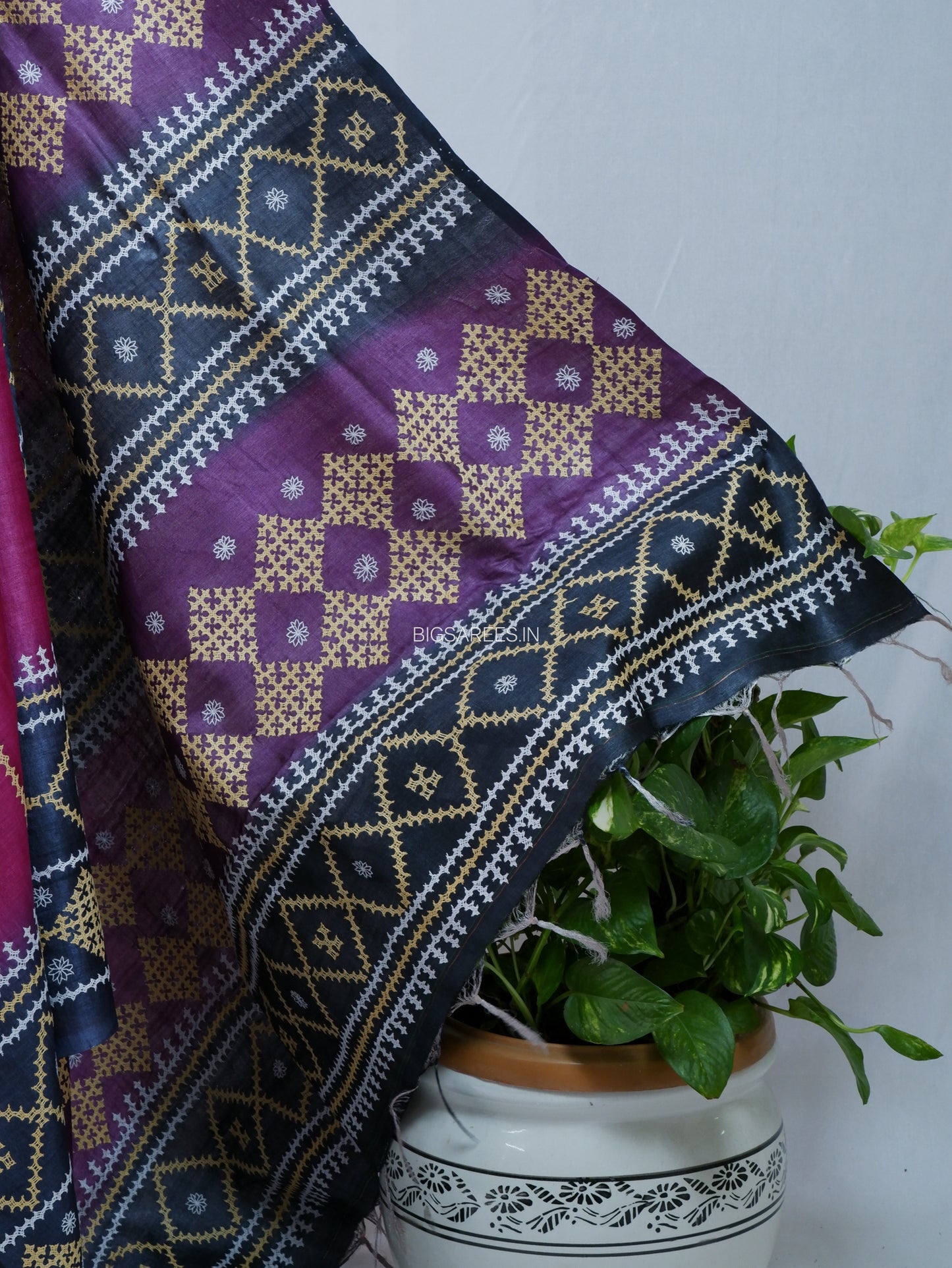 Gujrati/Kutch Hand Embroidered Saree | Tassar Silk | Silk Marked | Pink/Black