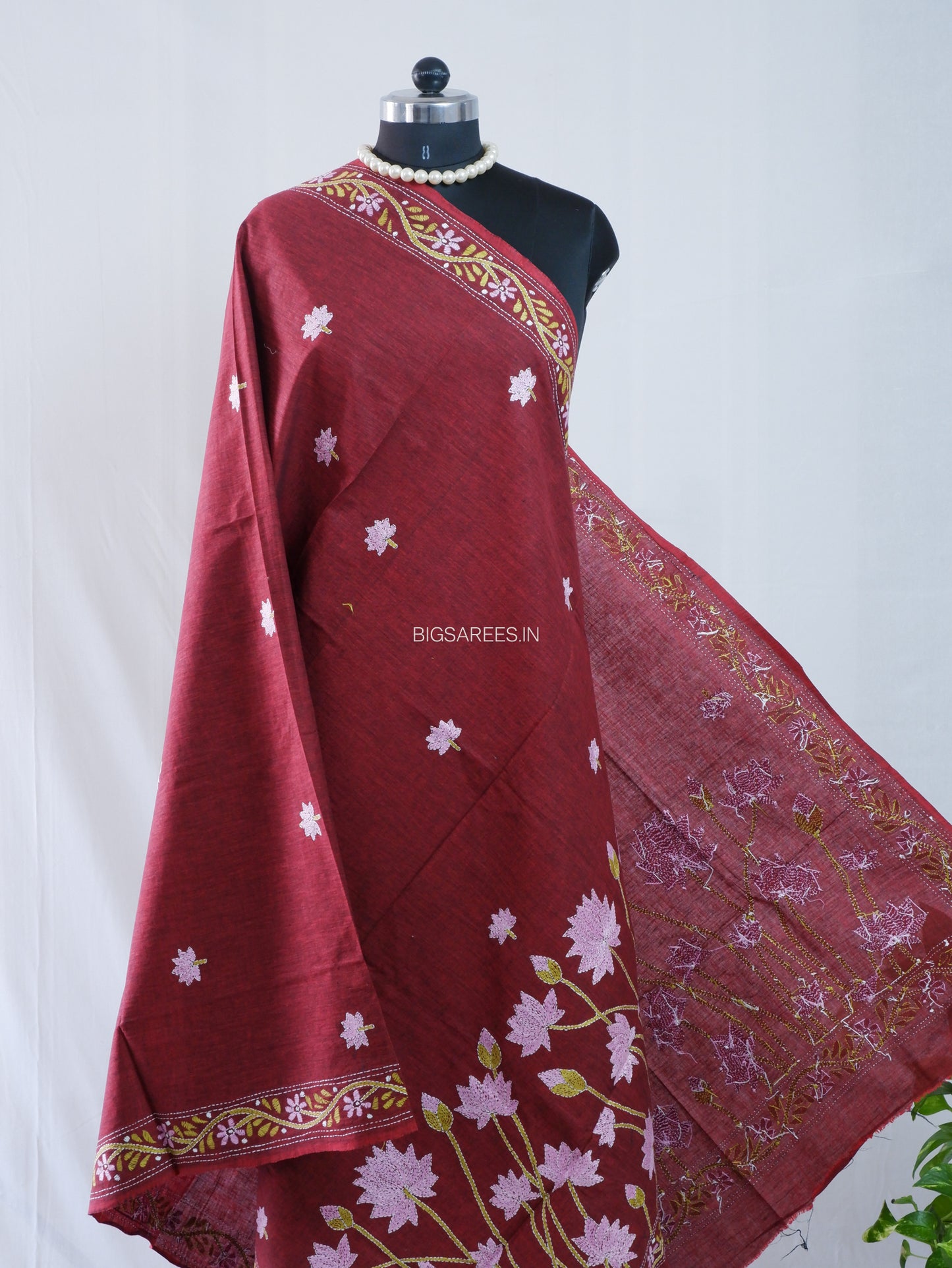 Hand-Embroidered Kantha Stitch Dupatta | Khadi Cotton | Maroon