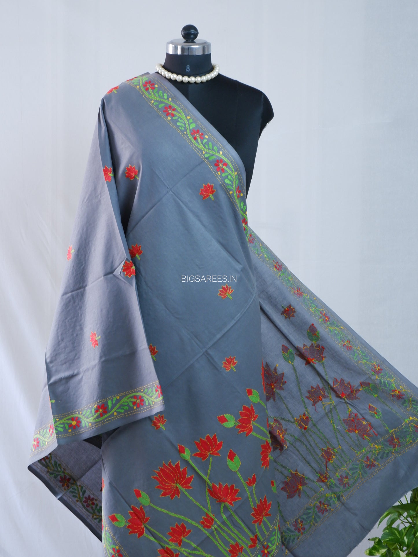 Hand-Embroidered Kantha Stitch Dupatta | Khadi Cotton | Slate Gray
