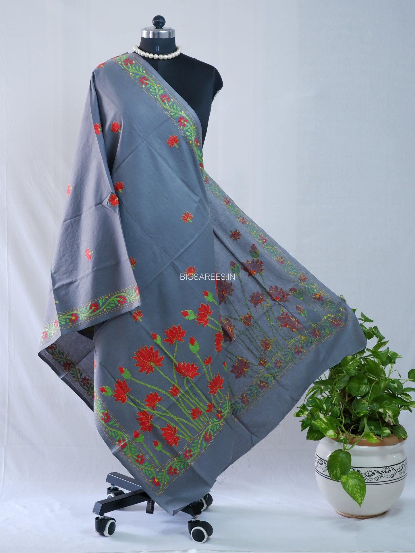 Hand-Embroidered Kantha Stitch Dupatta | Khadi Cotton | Slate Gray