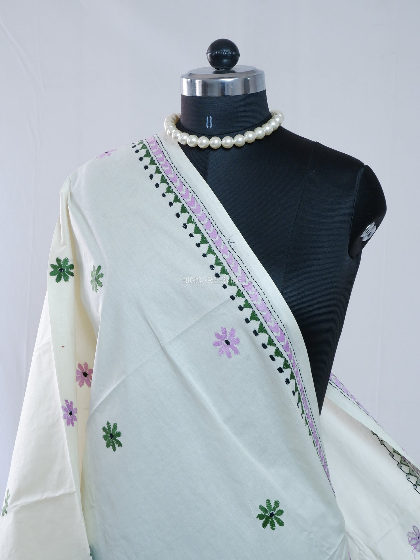 Hand-Embroidered Kantha Stitch Dupatta | Khadi Cotton | White