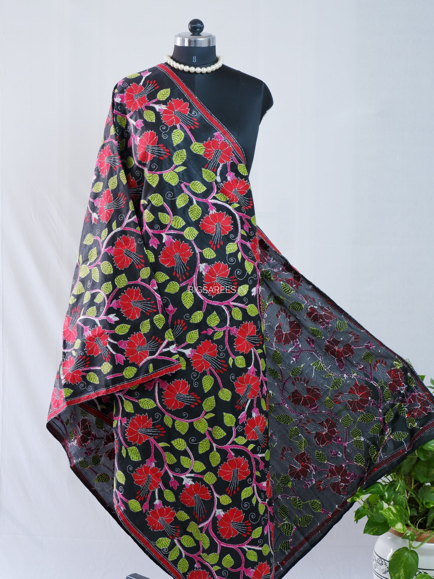 Kantha Hand-Embroidered Dupatta | Blended Bangalore Silk | Full Work | Black