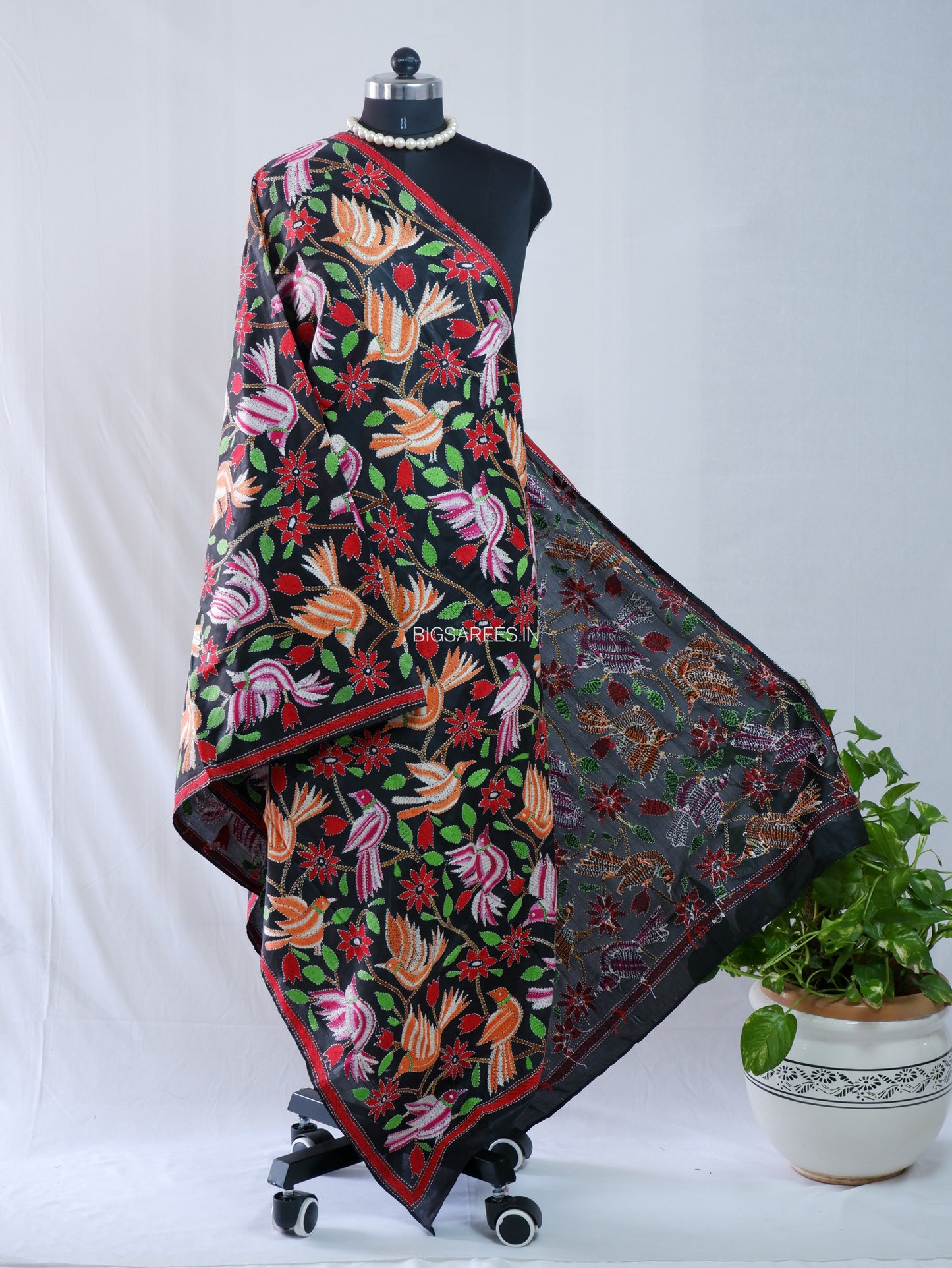 Kantha Hand-Embroidered Dupatta | Blended Bangalore Silk | Full Work | Black