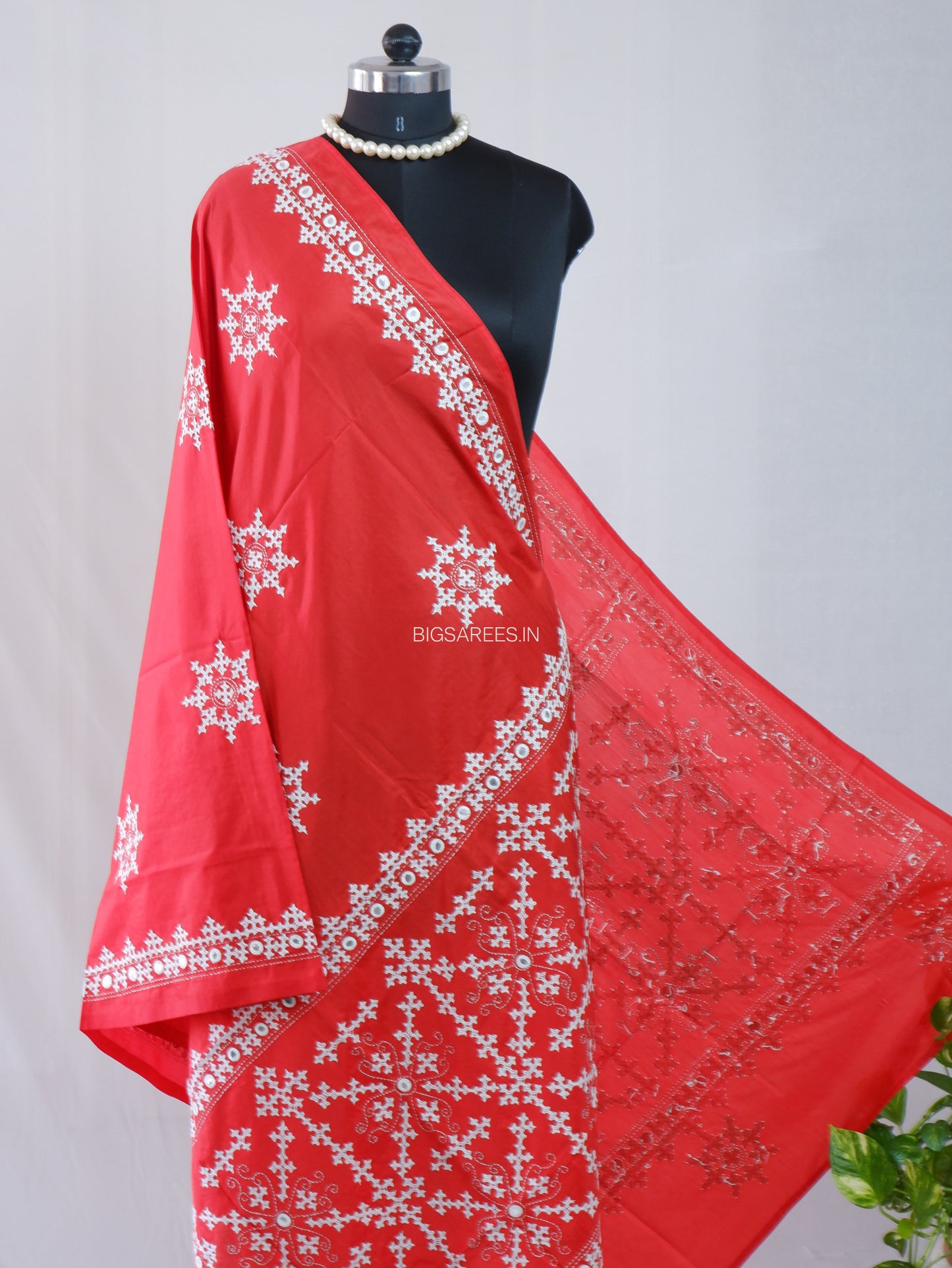 Kutchi Work Dupatta | Blended Bangalore Silk | Foil Mirror | Red