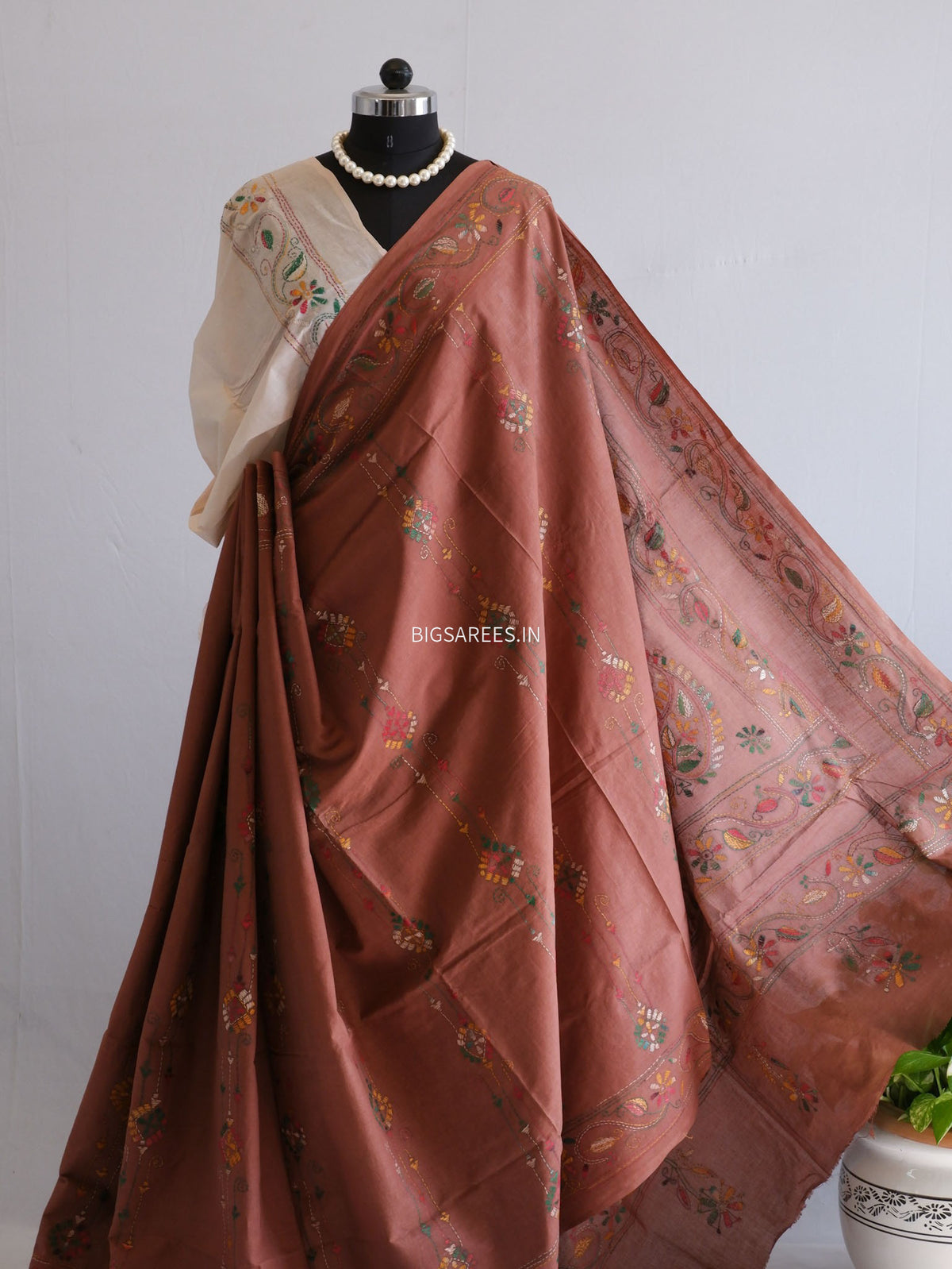 Kantha Stitch Hand Embroidered Saree | Mal Mal Cotton |  Brown
