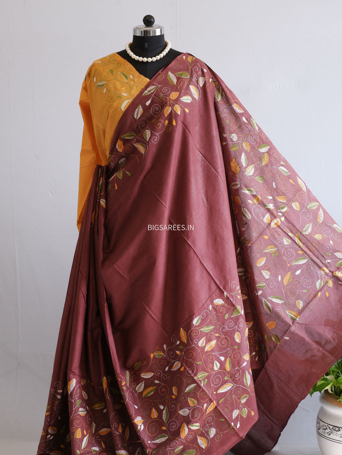 Kantha Hand-Embroidered Saree | Pure Mal Mal Cotton | Brown