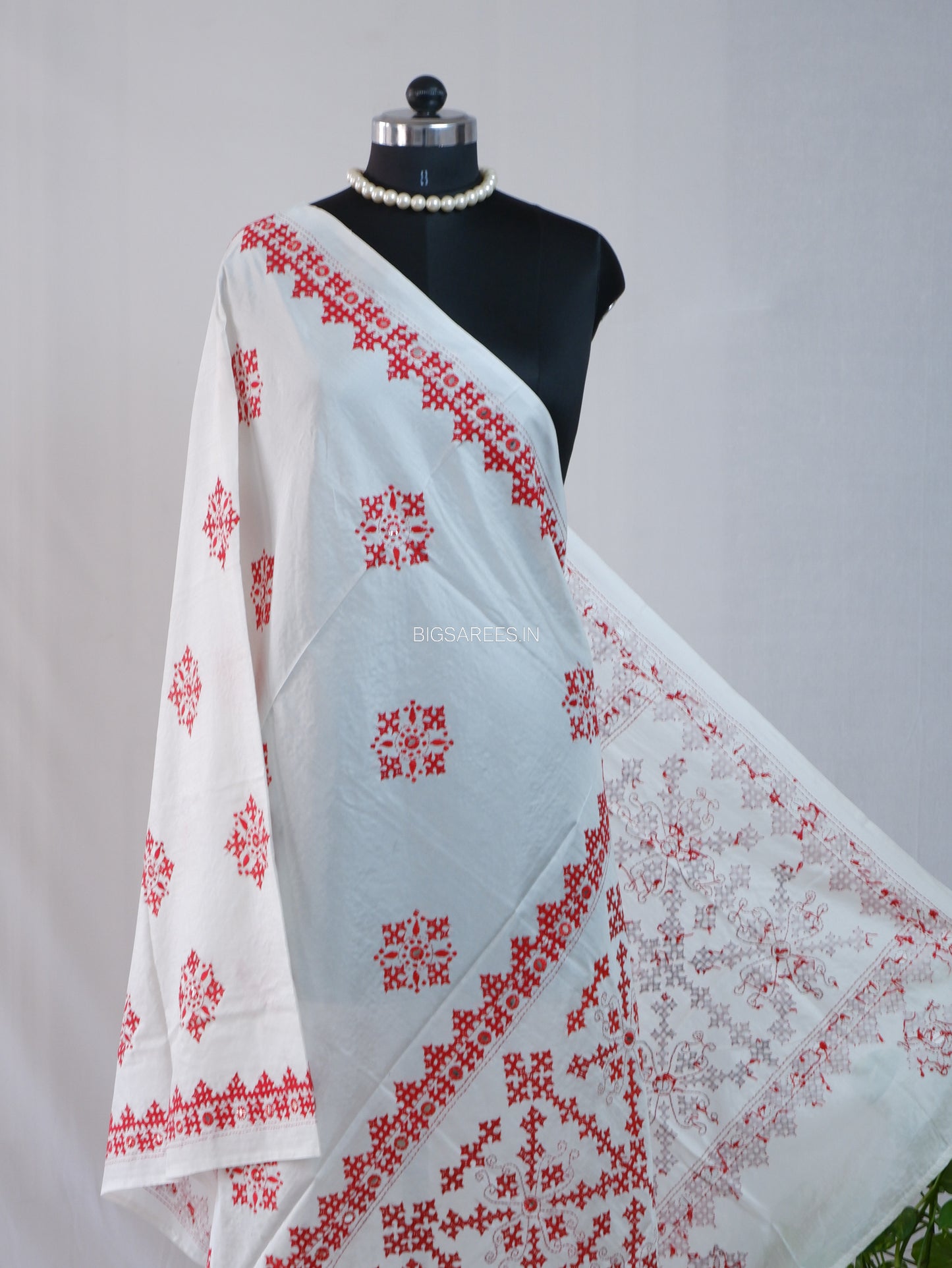 Kutchi Work Dupatta | Blended Bangalore Silk | Foil Mirror | White