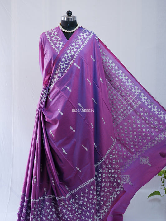 Kutchi/Gujarati Stitch Hand Embroidered Saree | Art Silk | Foil Mirror | Light Purple