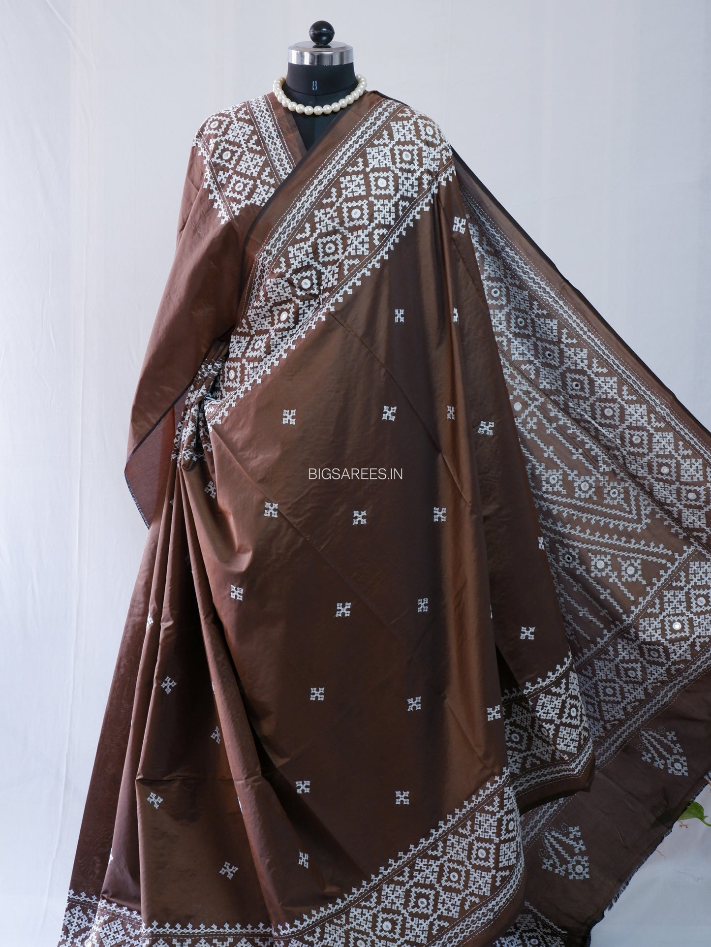 Kutchi/Gujarati Stitch Hand Embroidered Saree | Art Silk | Foil Mirror | Brown