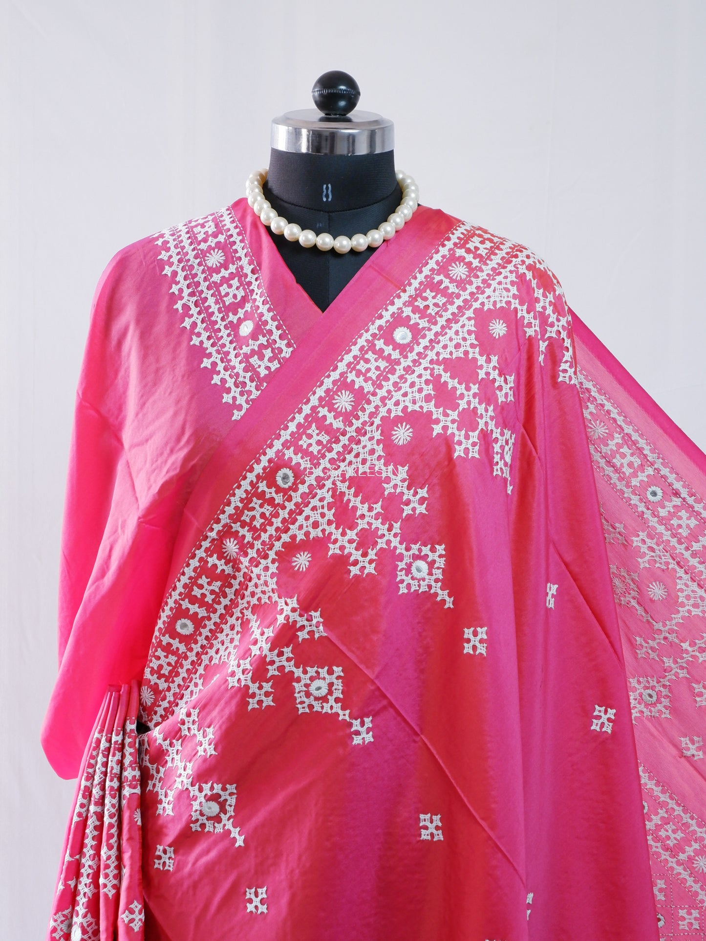 Kutchi/Gujarati Stitch Hand Embroidered Saree | Art Silk | Foil Mirror | Pink