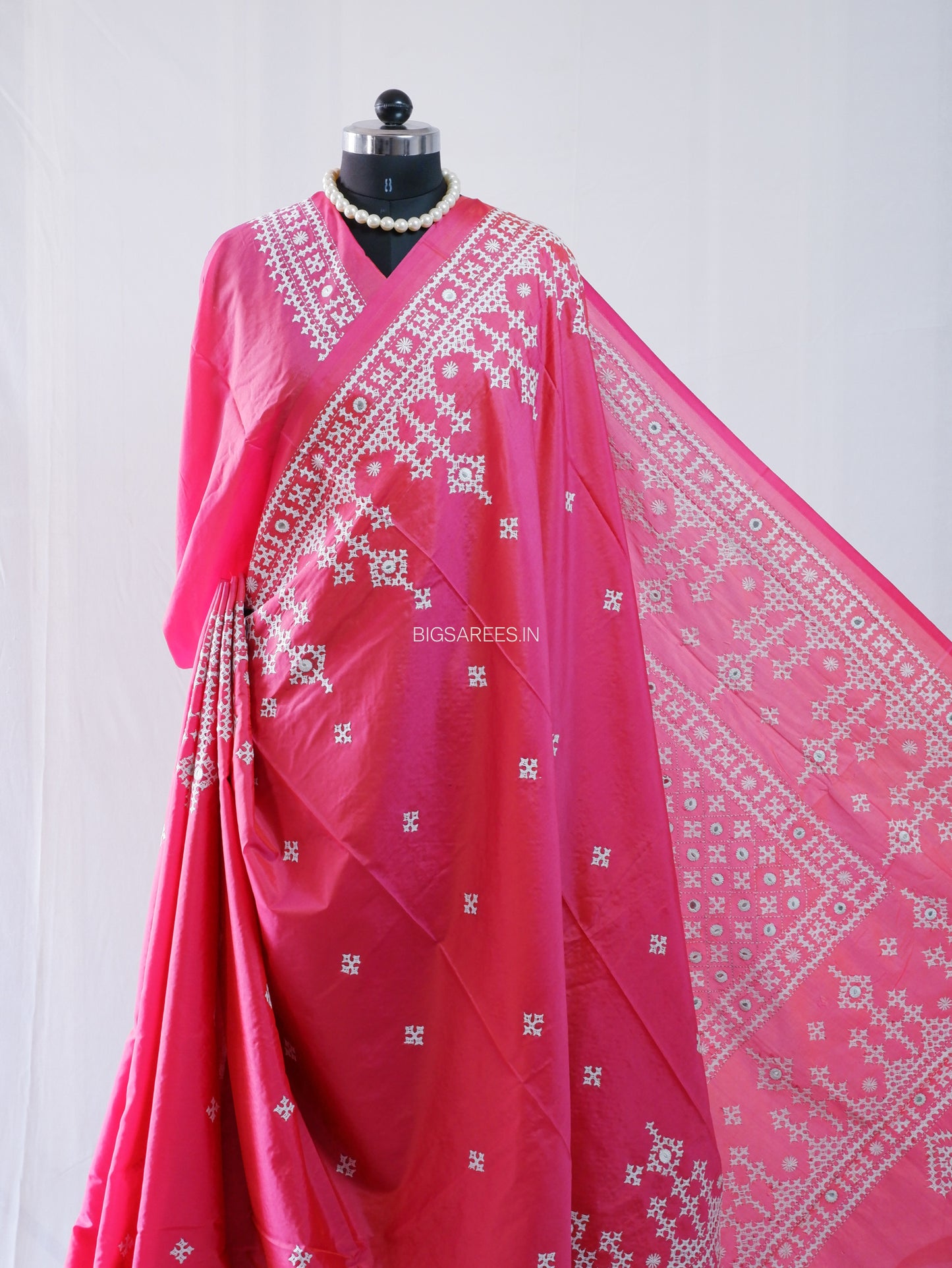 Kutchi/Gujarati Stitch Hand Embroidered Saree | Art Silk | Foil Mirror | Pink