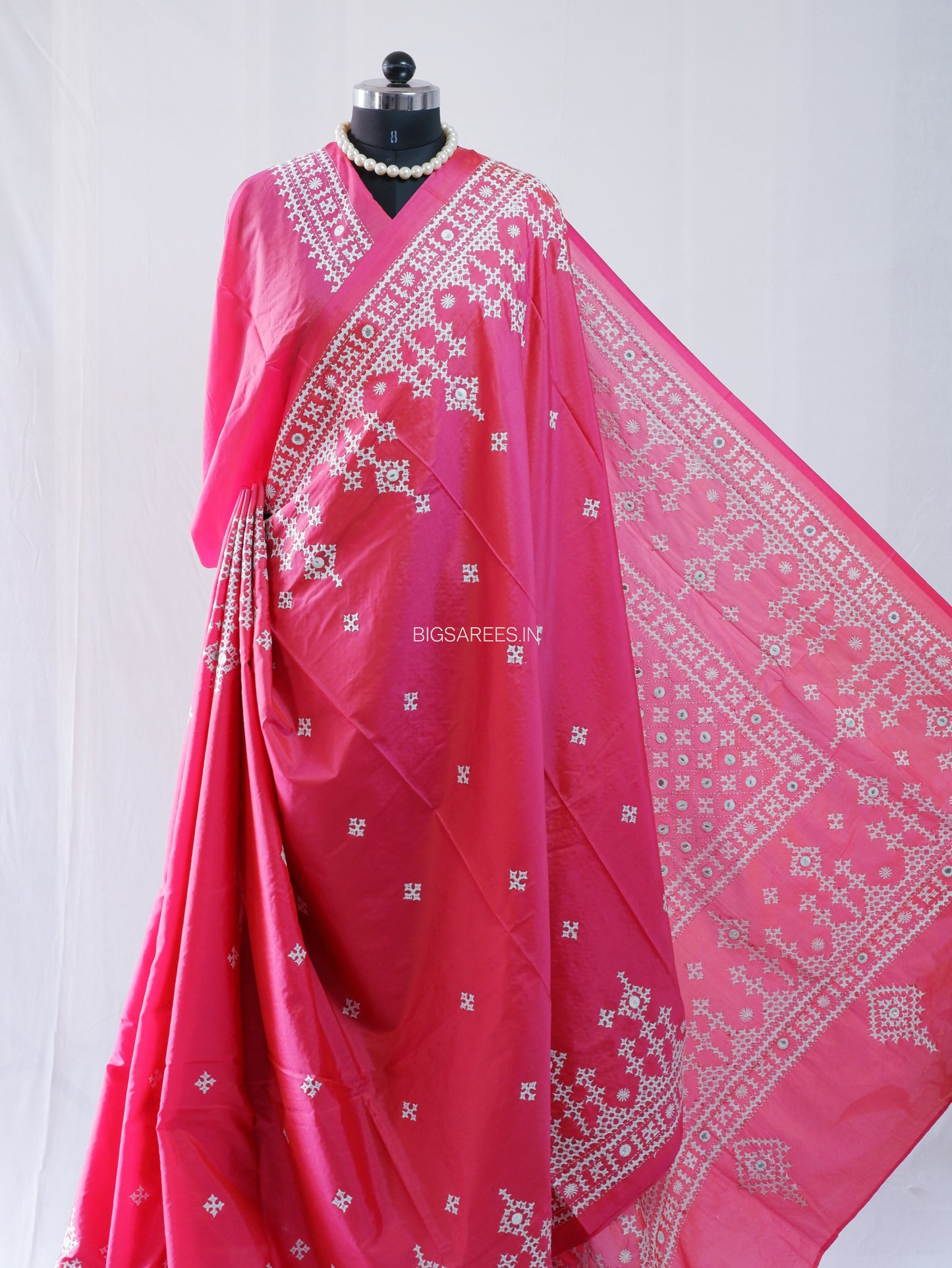 Kutchi/Gujarati Stitch Hand Embroidered Saree | Art Silk | Foil Mirror | Pink