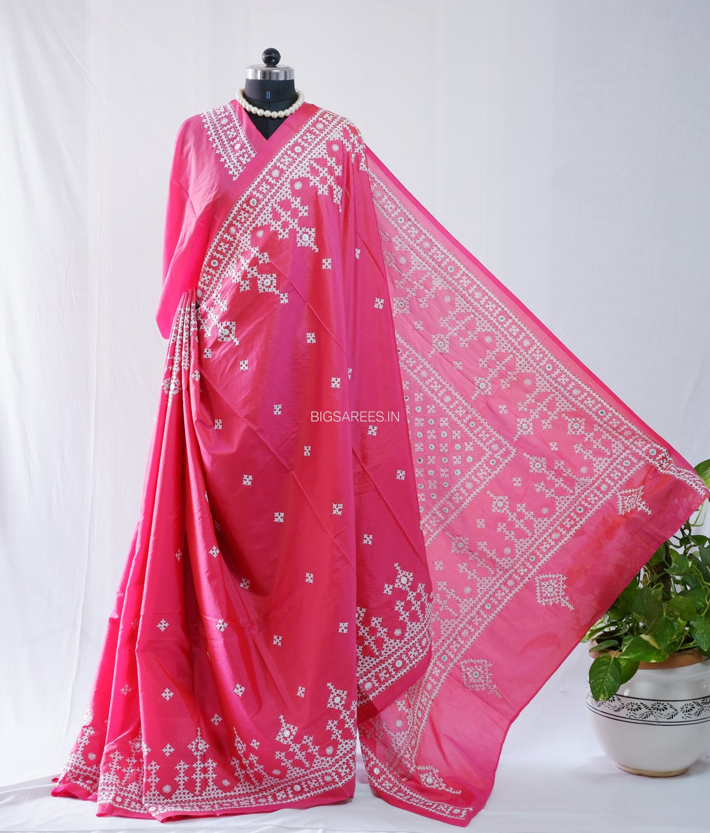 Kutchi/Gujarati Stitch Hand Embroidered Saree | Art Silk | Foil Mirror | Pink