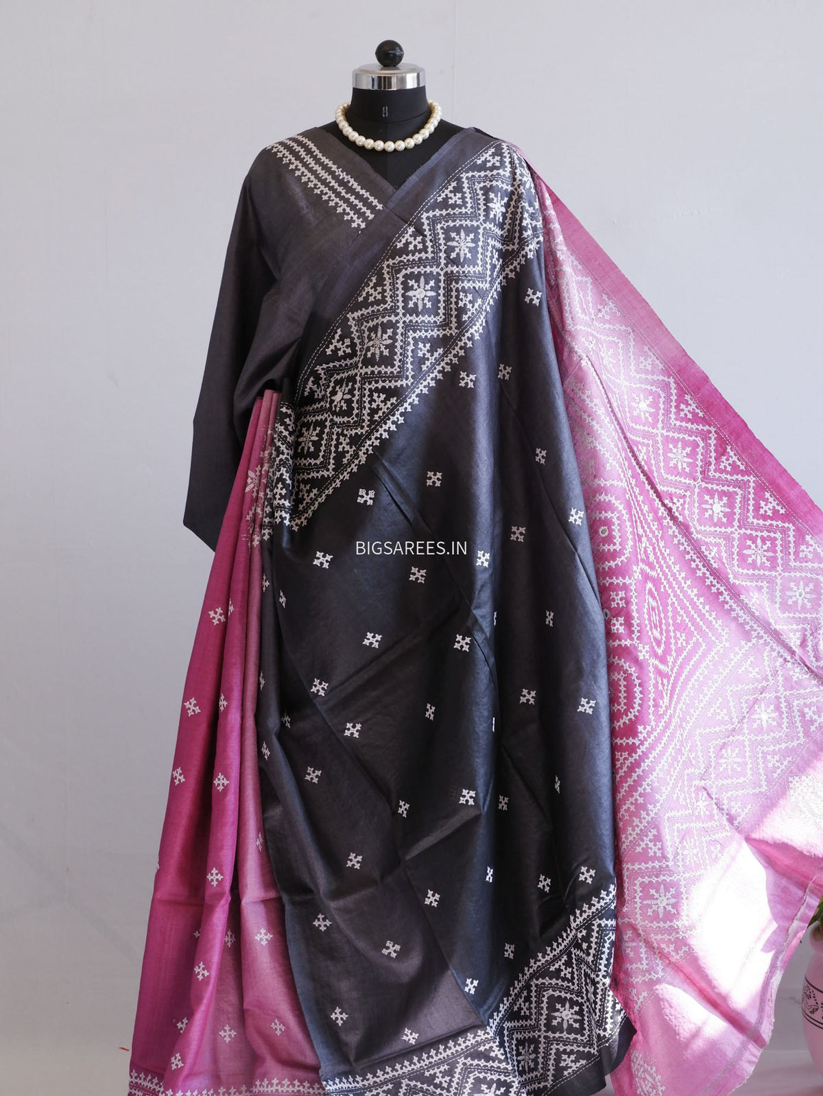 Kutchi Hand Embroidered Saree | Pure Tassar Silk | Silk Marked | Black/Pink
