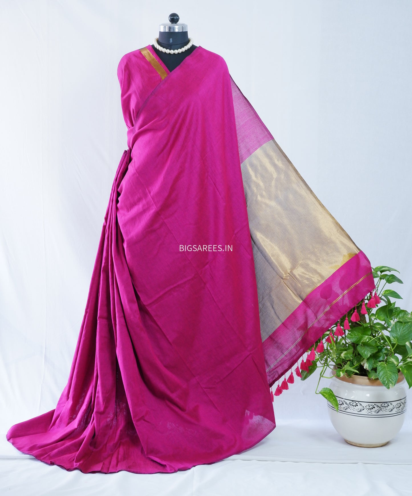 Handwoven Saree | Acrylic Cotton | Magenta