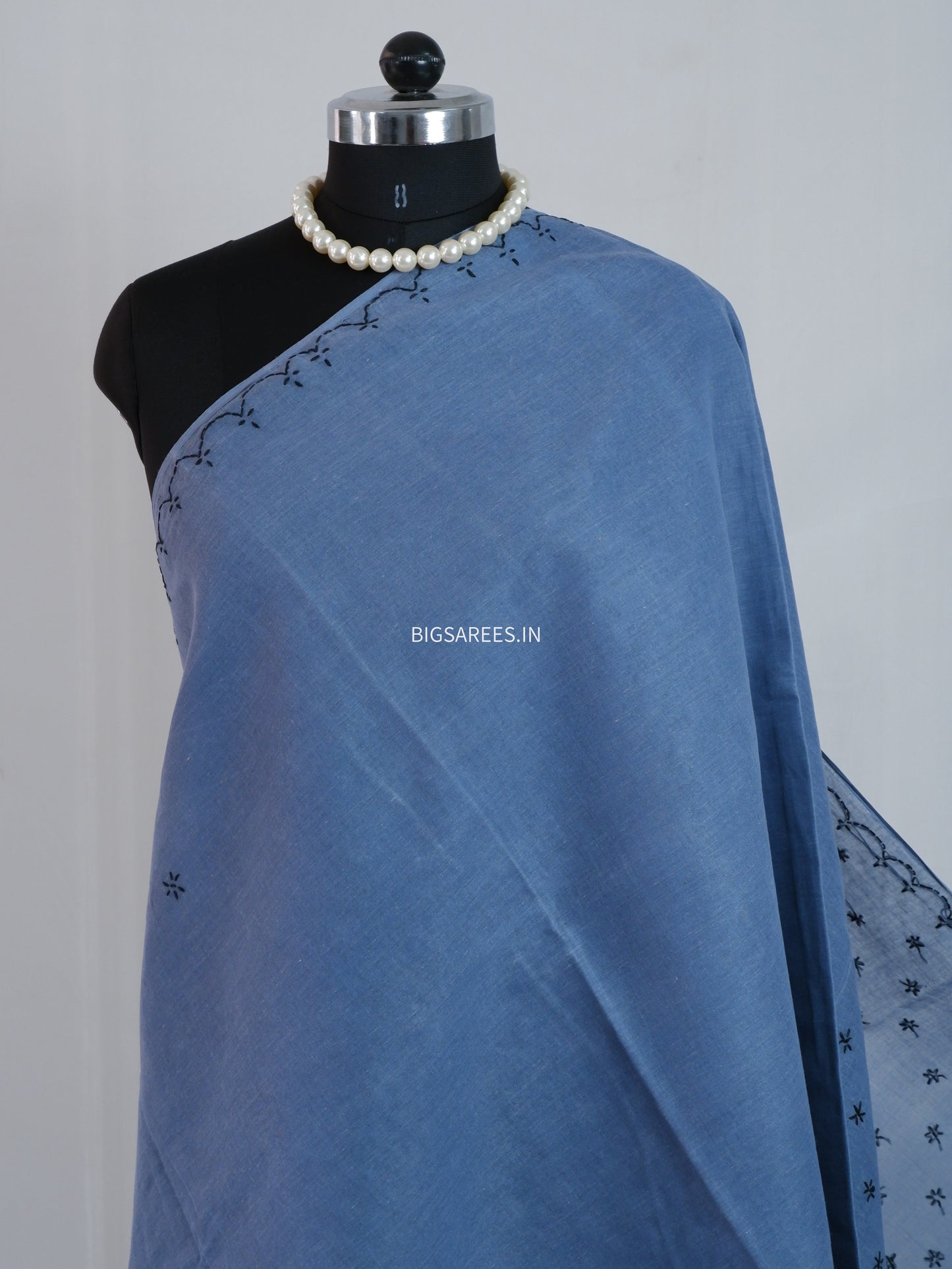 Chikankari Hand-Embroidered Saree | Cotton | Grey