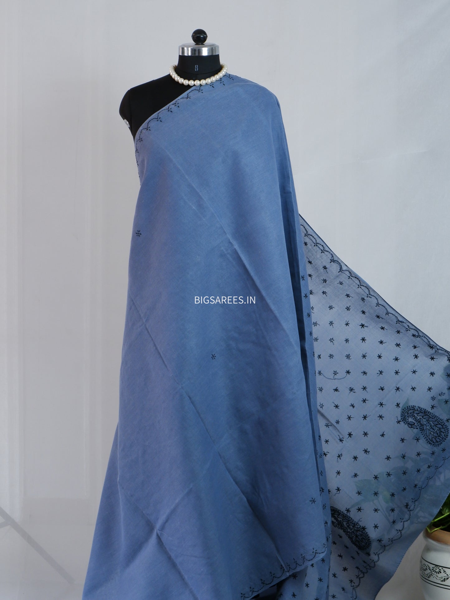 Chikankari Hand-Embroidered Saree | Cotton | Grey