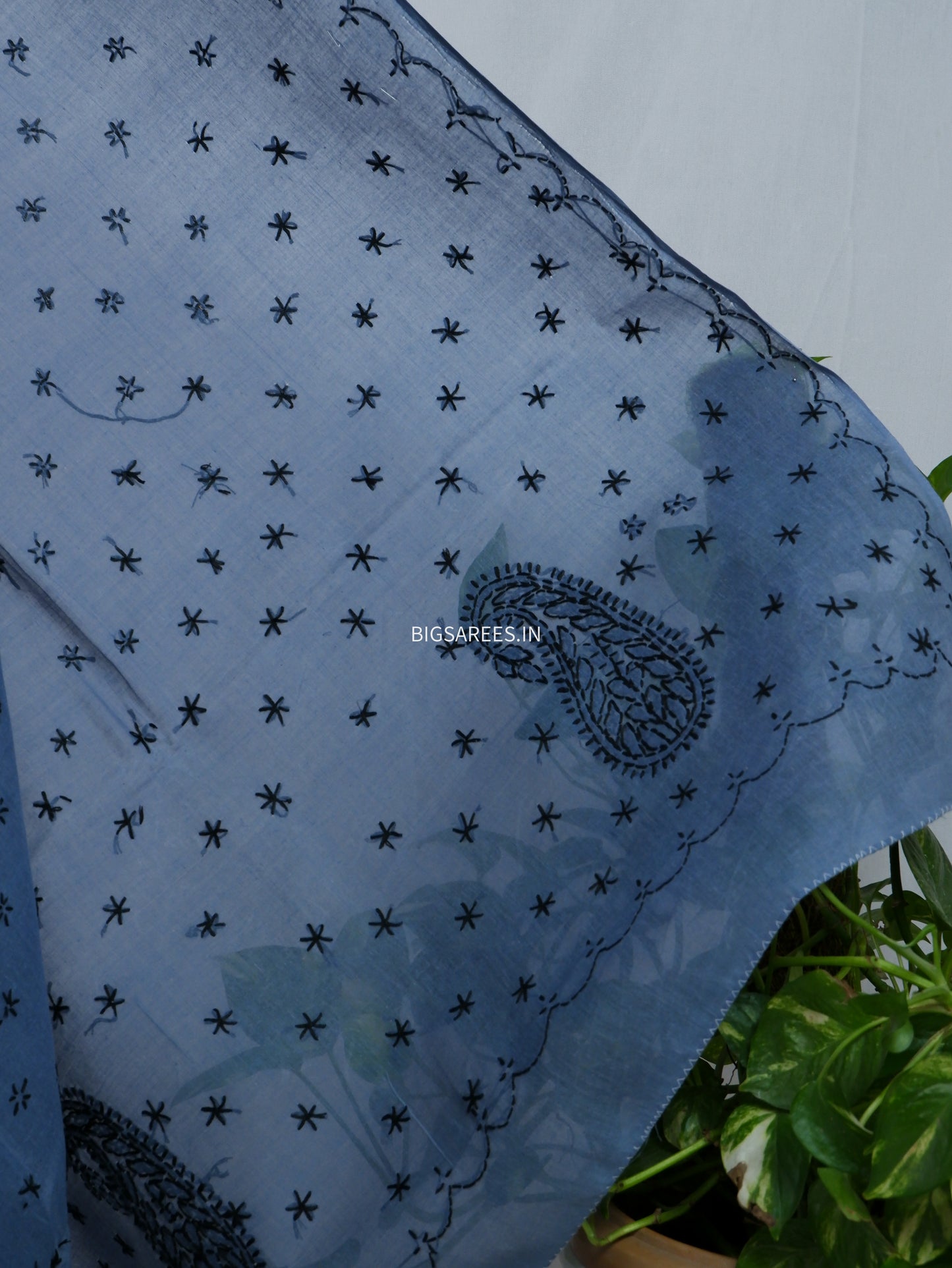 Chikankari Hand-Embroidered Saree | Cotton | Grey