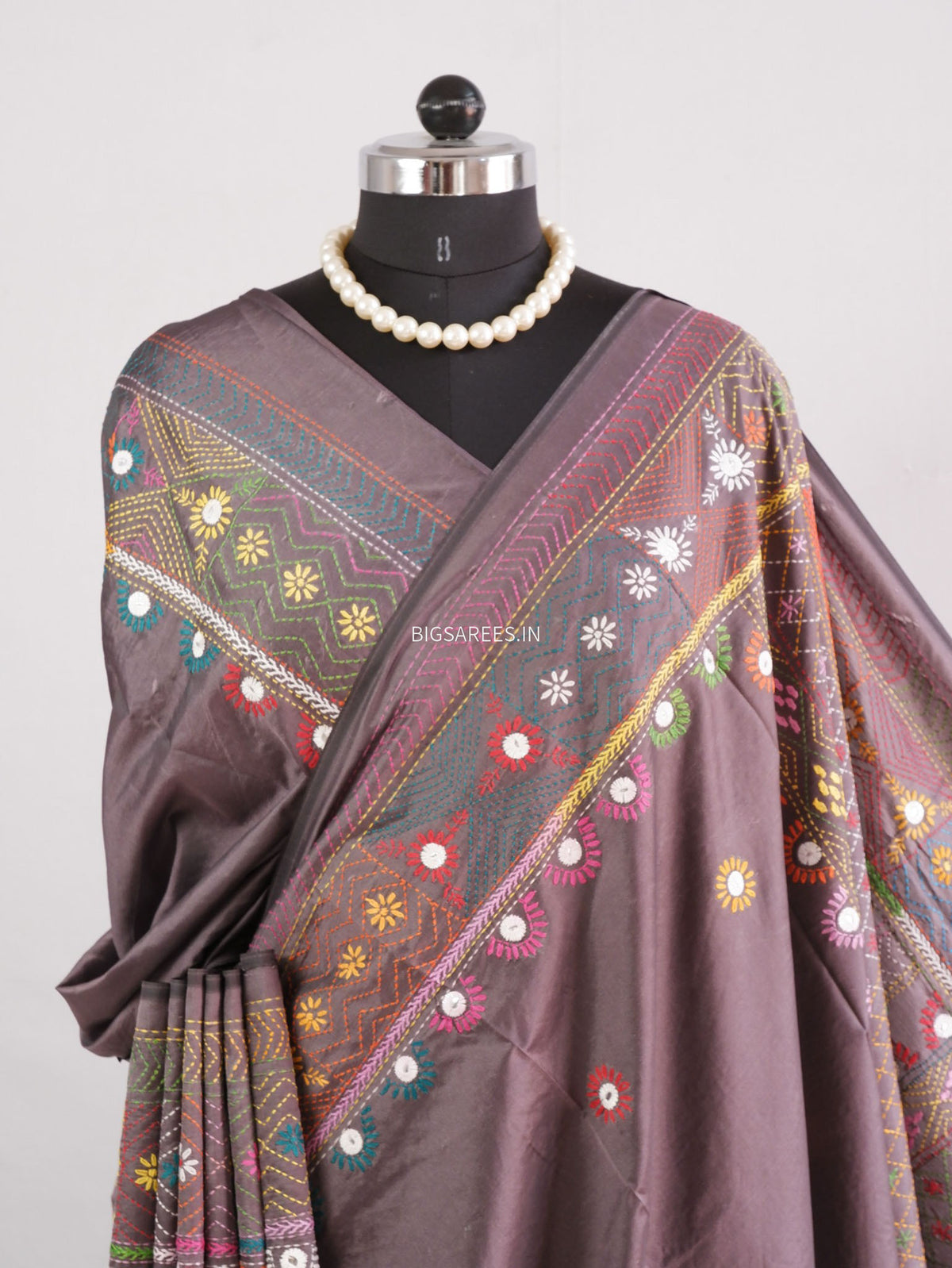 Lambani Hand-Embroidered Saree | Art Silk | Grey