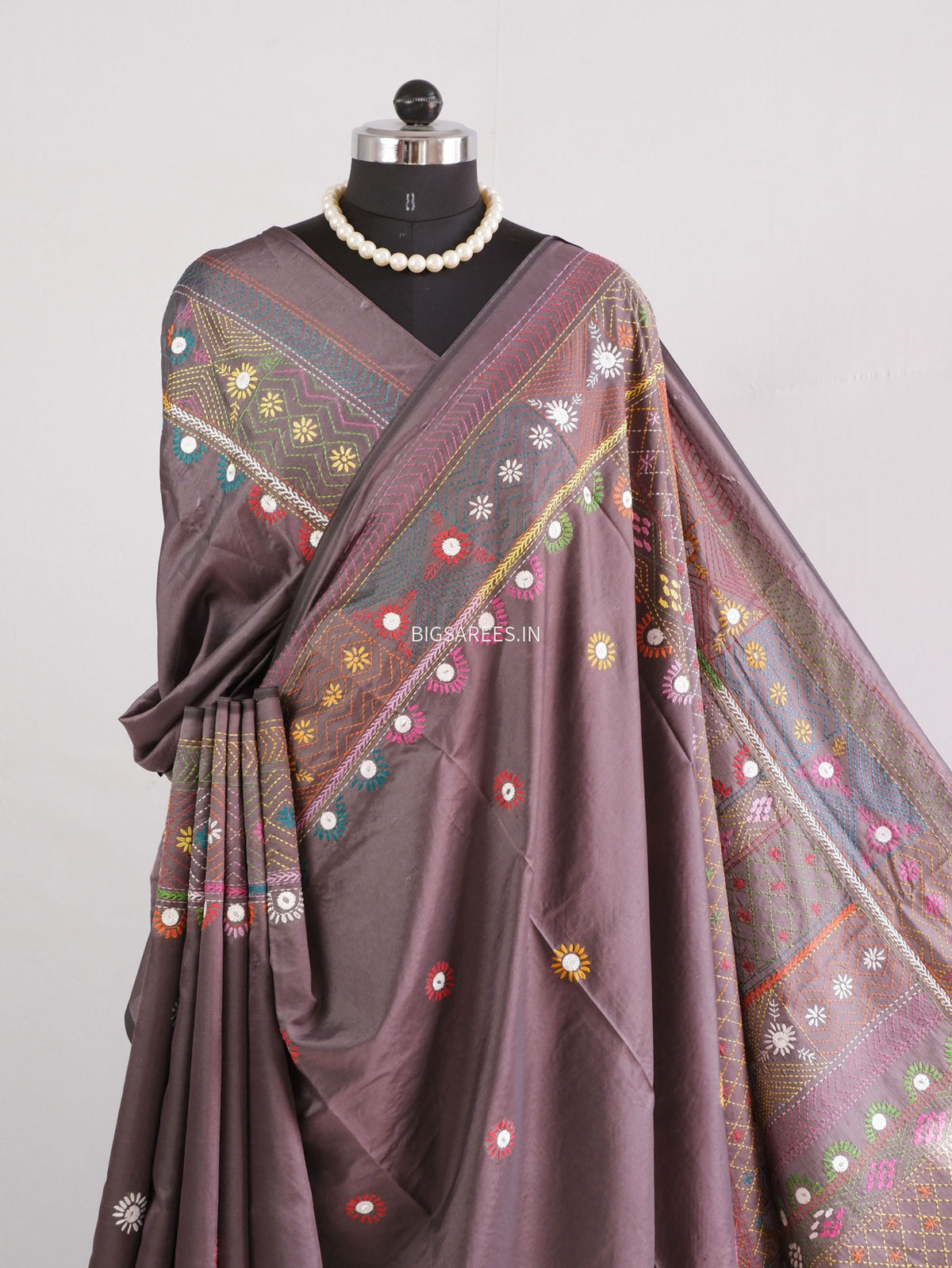 Lambani Hand-Embroidered Saree | Art Silk | Grey