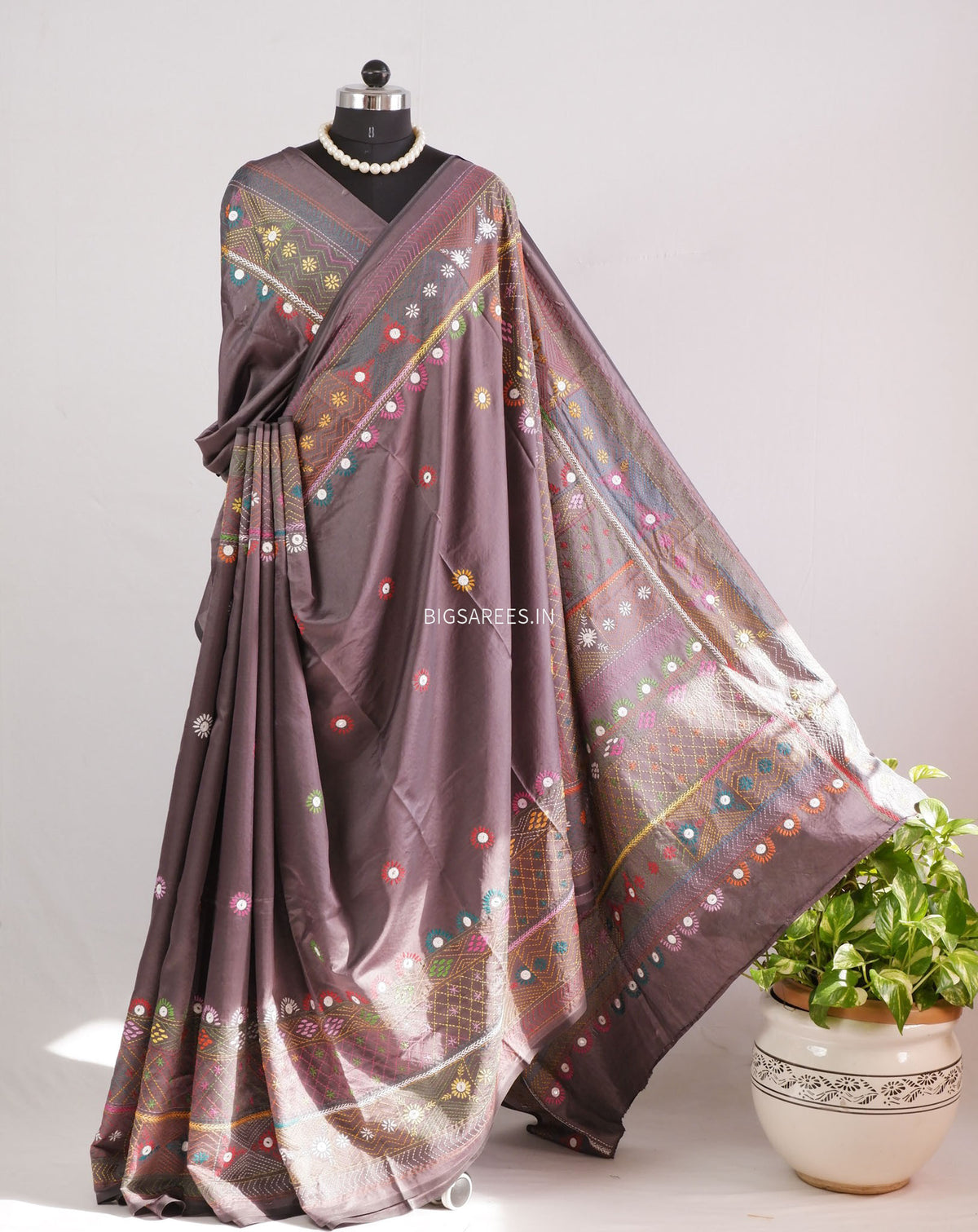 Lambani Hand-Embroidered Saree | Art Silk | Grey