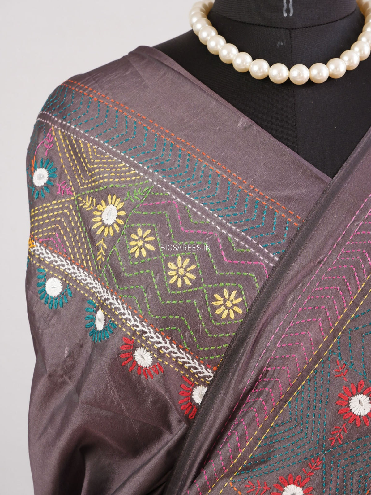 Lambani Hand-Embroidered Saree | Art Silk | Grey