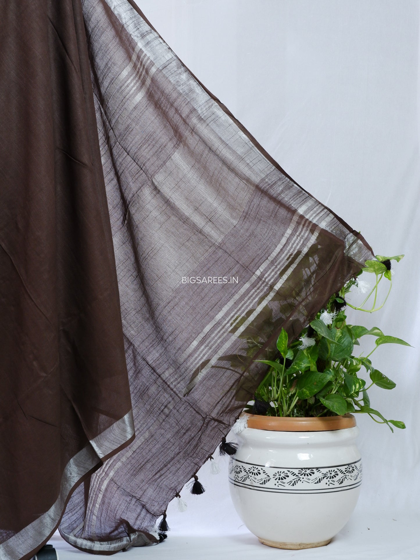 Cotton Linen Saree | Dark Chocolate Brown
