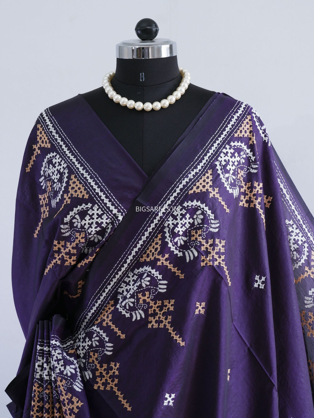 Kutchi/Gujarati Stitch Hand Embroidered Saree | Art Silk | Purple