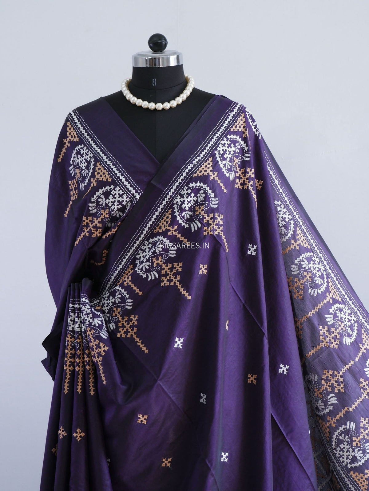 Kutchi/Gujarati Stitch Hand Embroidered Saree | Art Silk | Purple