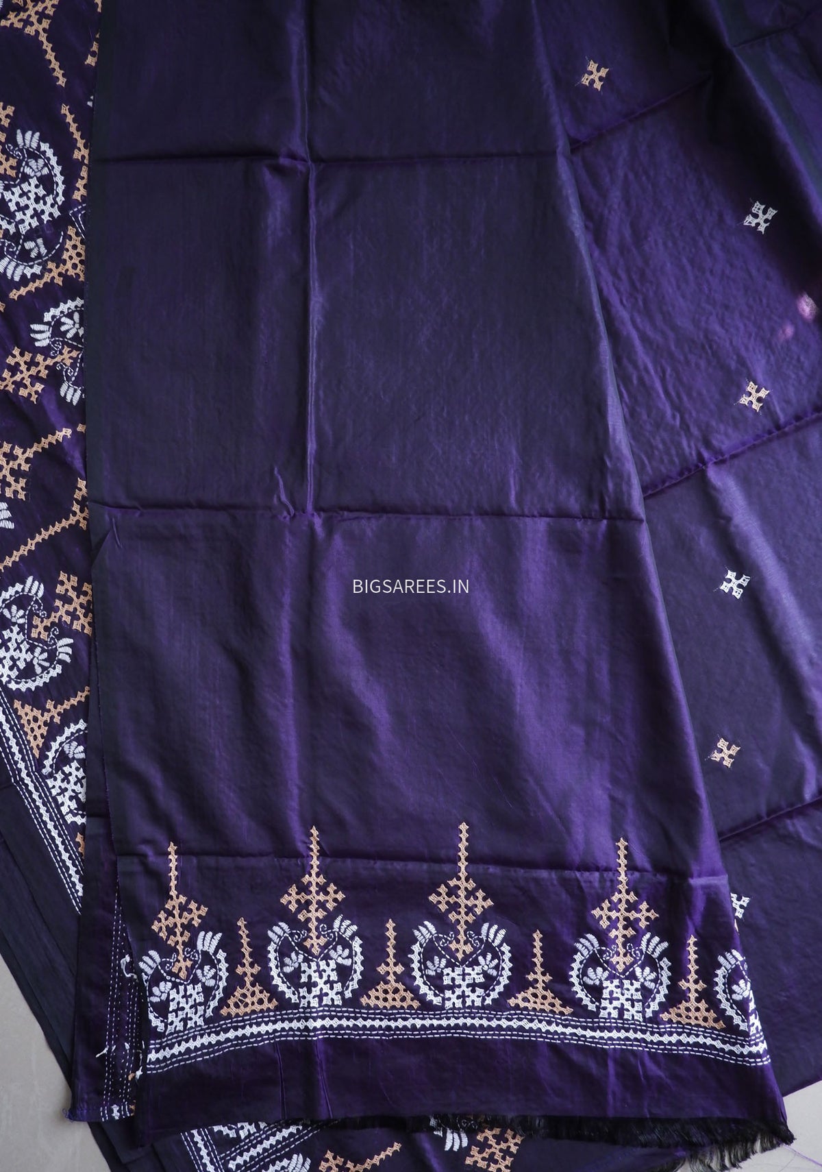 Kutchi/Gujarati Stitch Hand Embroidered Saree | Art Silk | Purple
