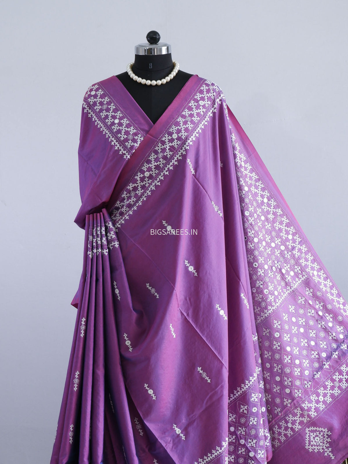 Kutchi/Gujarati Stitch Hand Embroidered Saree | Art Silk | Foil Mirror | Dark Purple (Dual Tone)