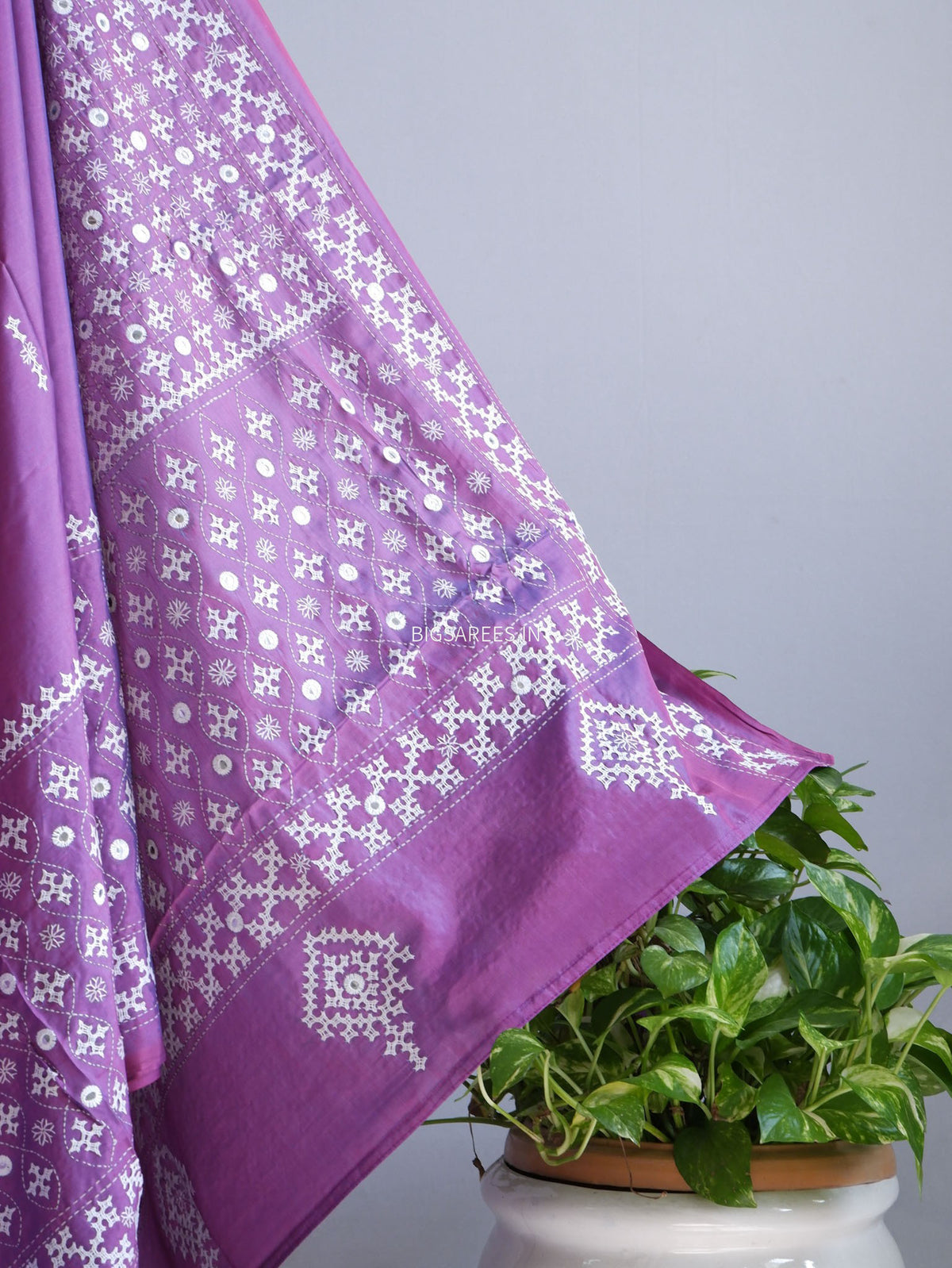 Kutchi/Gujarati Stitch Hand Embroidered Saree | Art Silk | Foil Mirror | Dark Purple (Dual Tone)