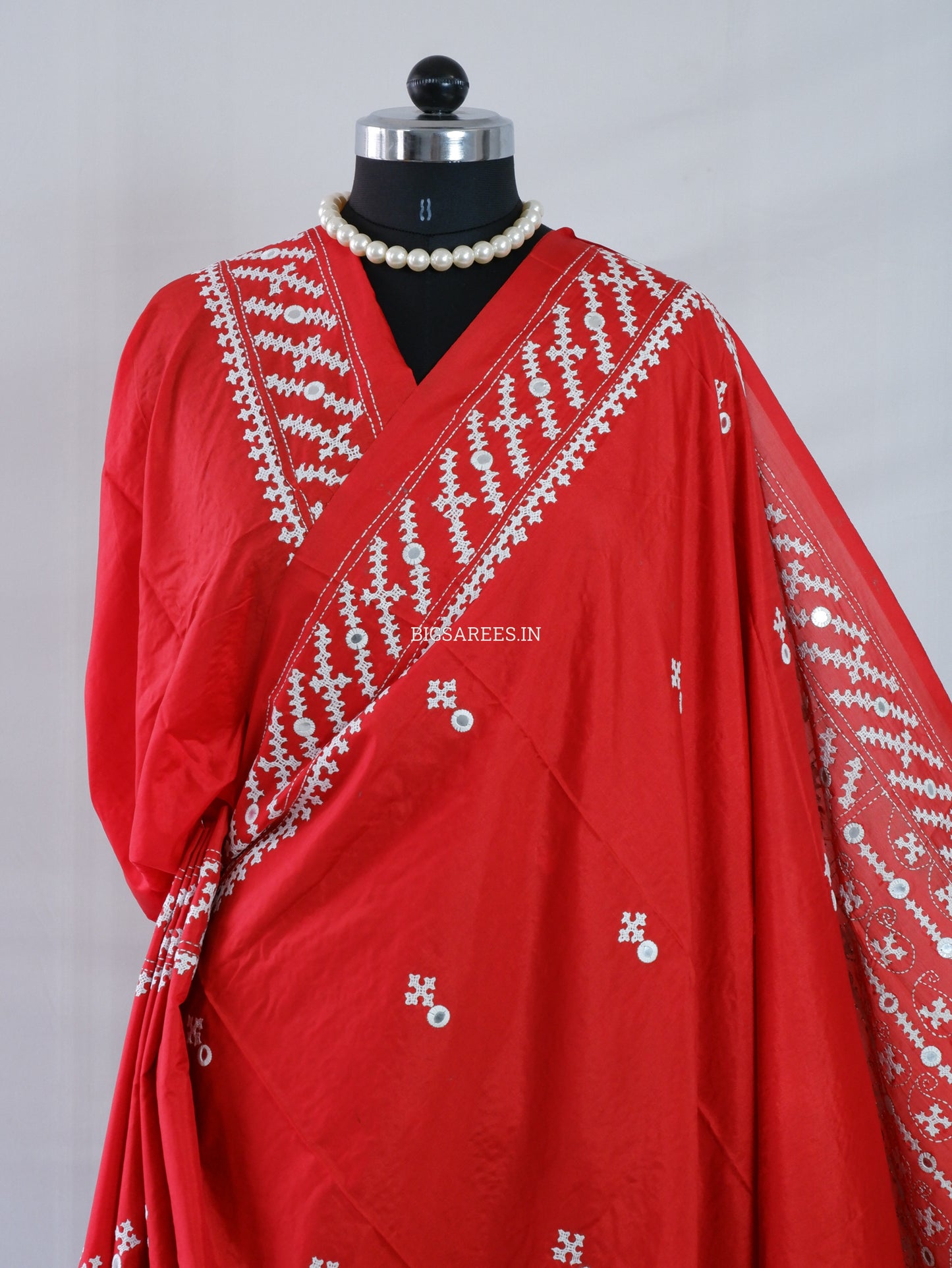Kutchi/Gujarati Stitch Hand Embroidered Saree | Art Silk | Foil Mirror | Red